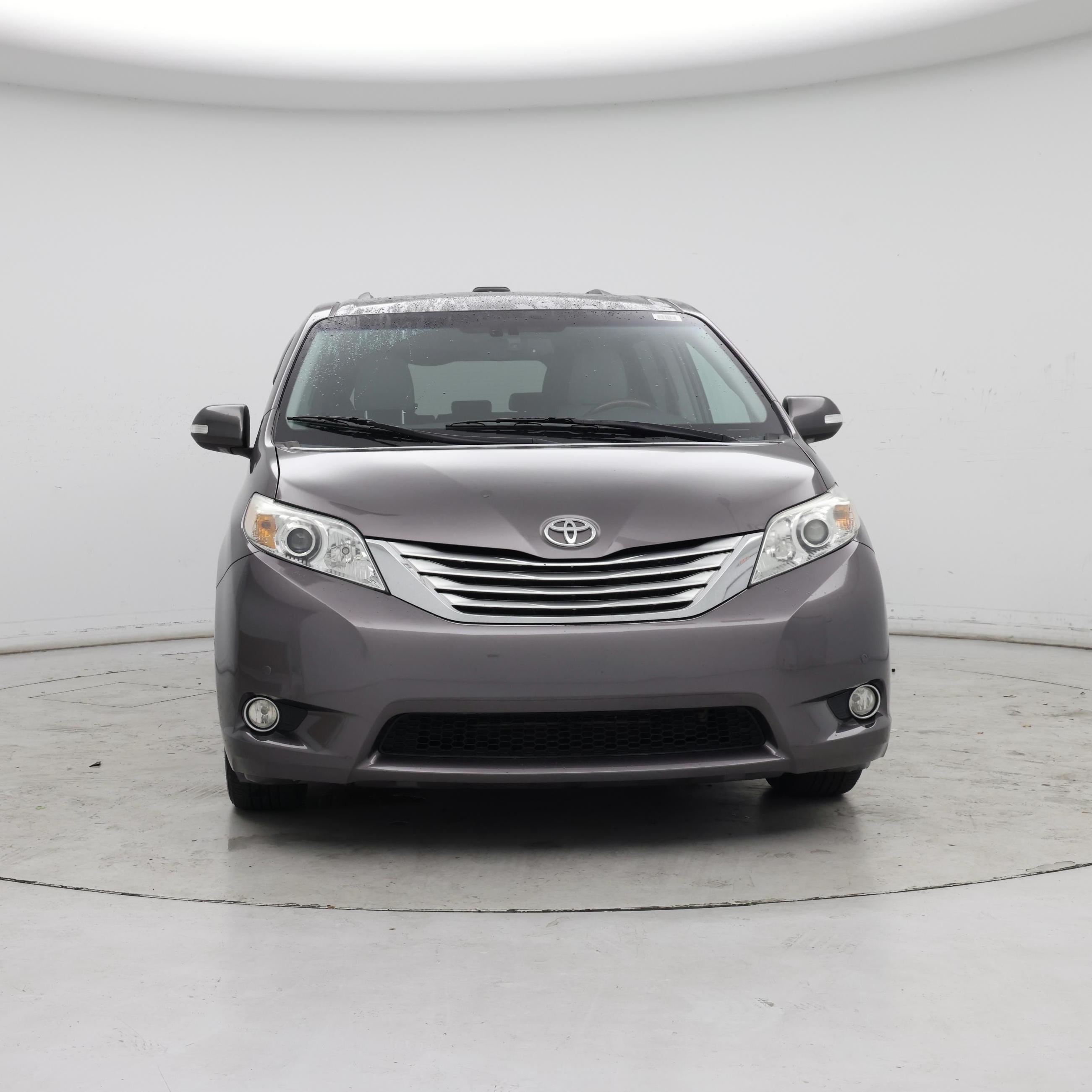 Thumbnail: 2014 Toyota Sienna - 5