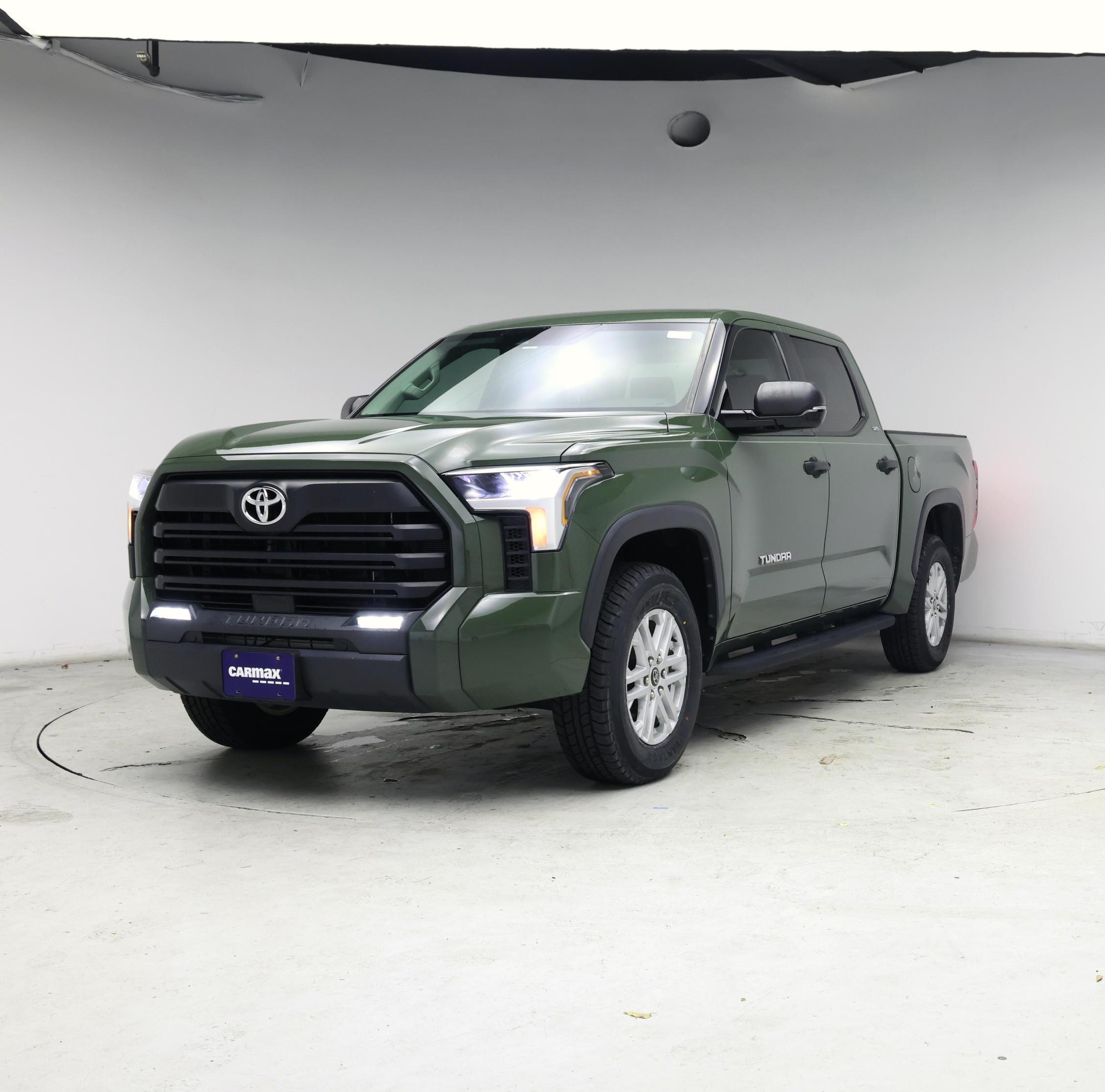 Thumbnail: 2022 Toyota Tundra - 4