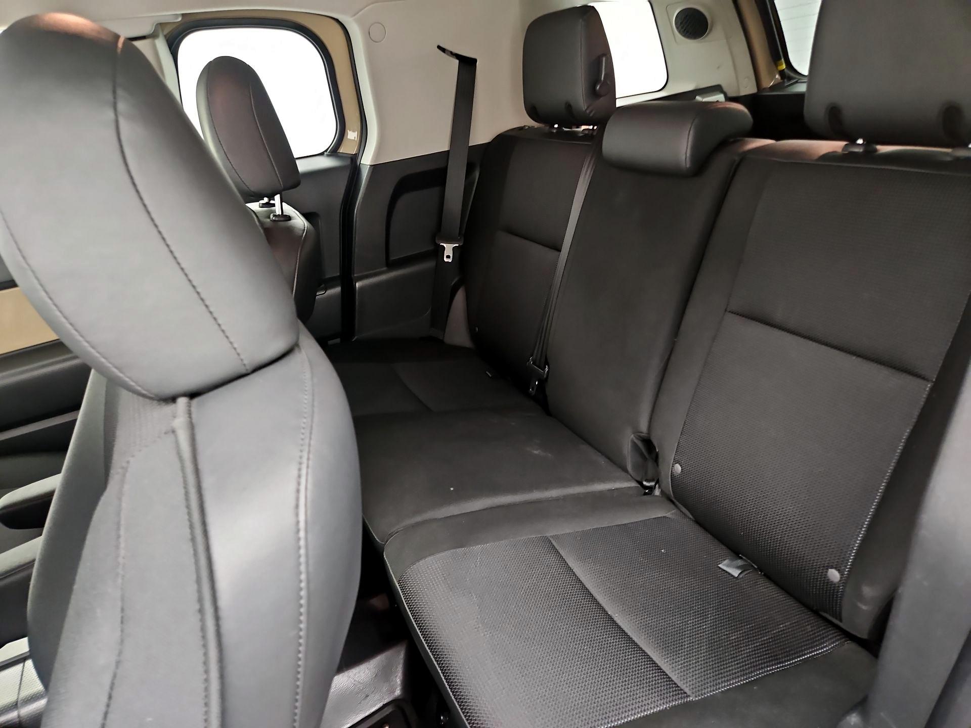 Thumbnail: 2014 Toyota FJ Cruiser - 19