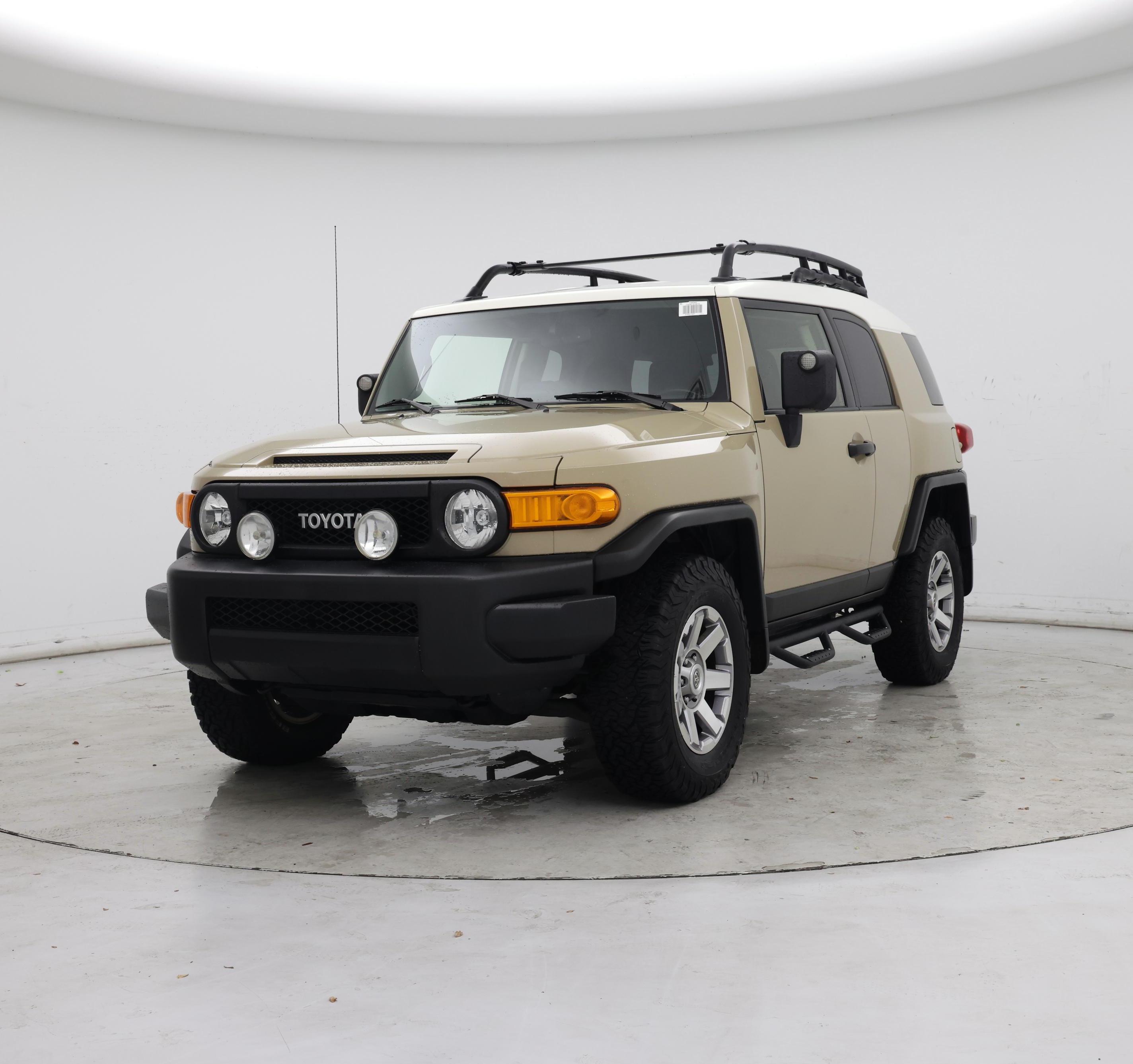 Thumbnail: 2014 Toyota FJ Cruiser - 4