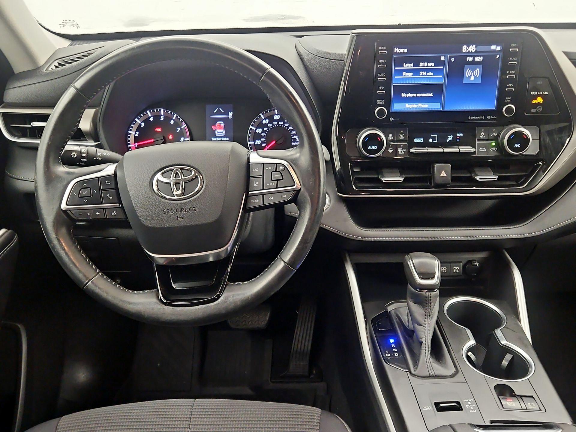Thumbnail: 2020 Toyota Highlander - 10