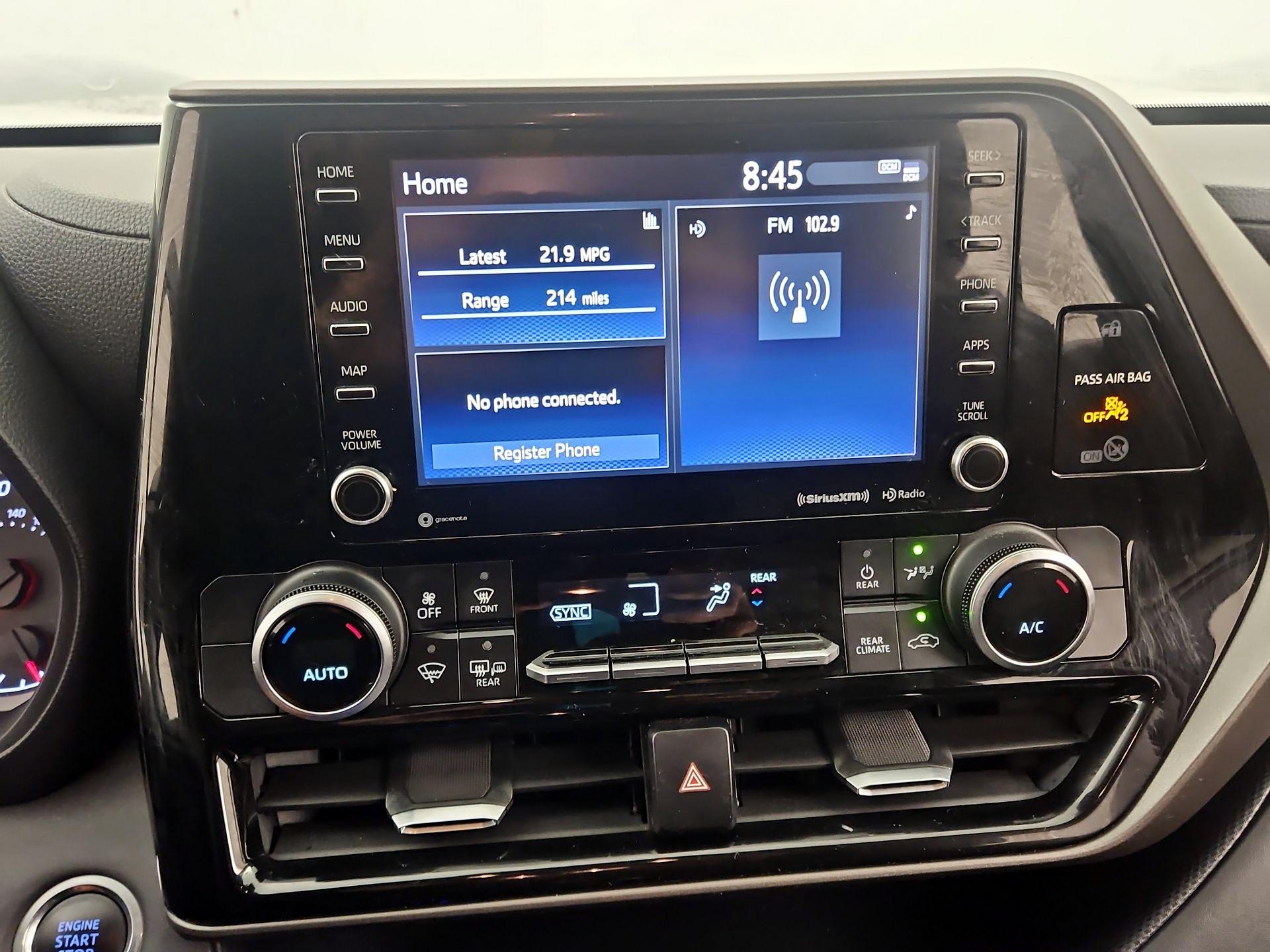 Thumbnail: 2020 Toyota Highlander - 15
