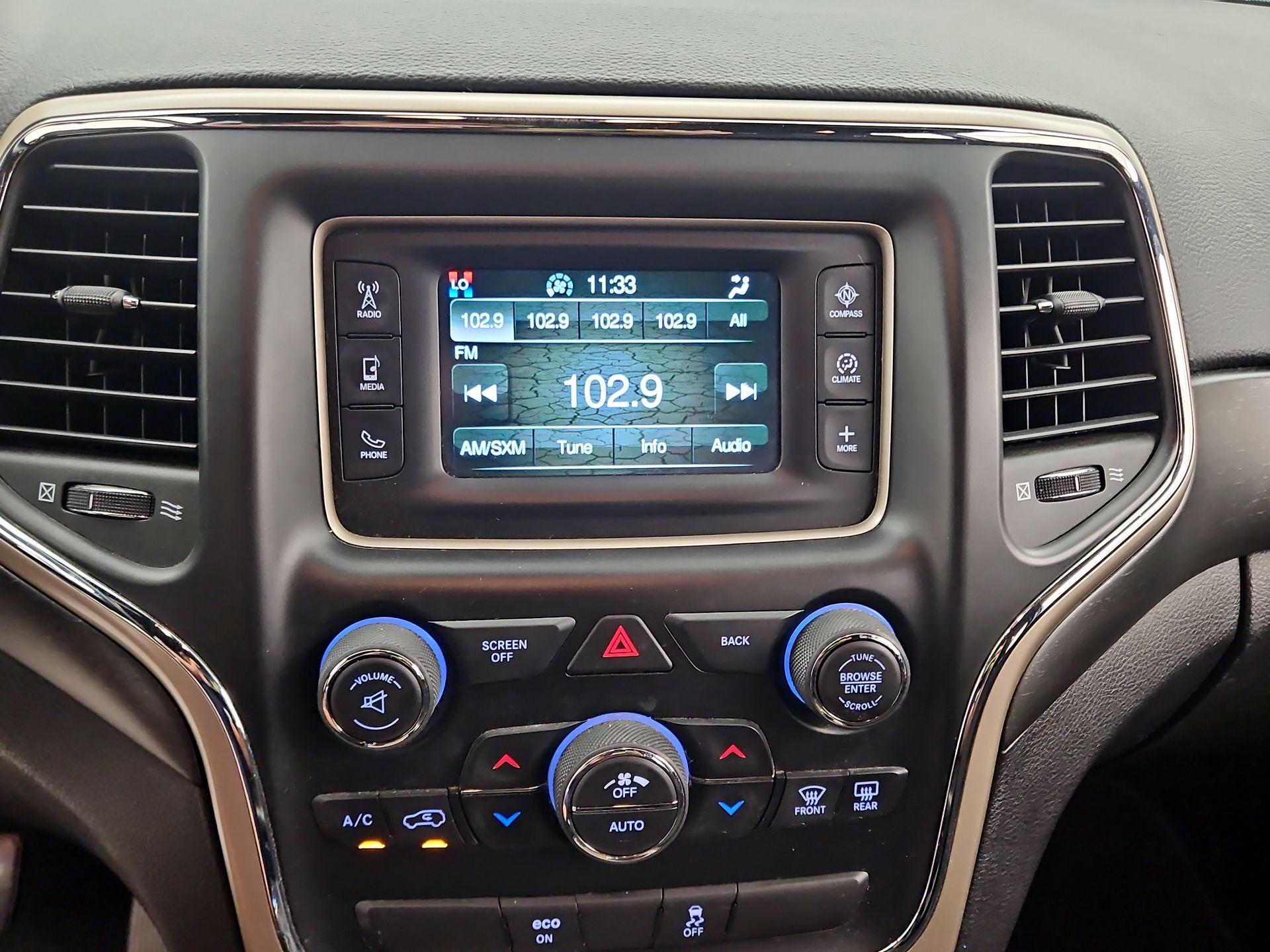Thumbnail: 2015 Jeep Grand Cherokee - 14