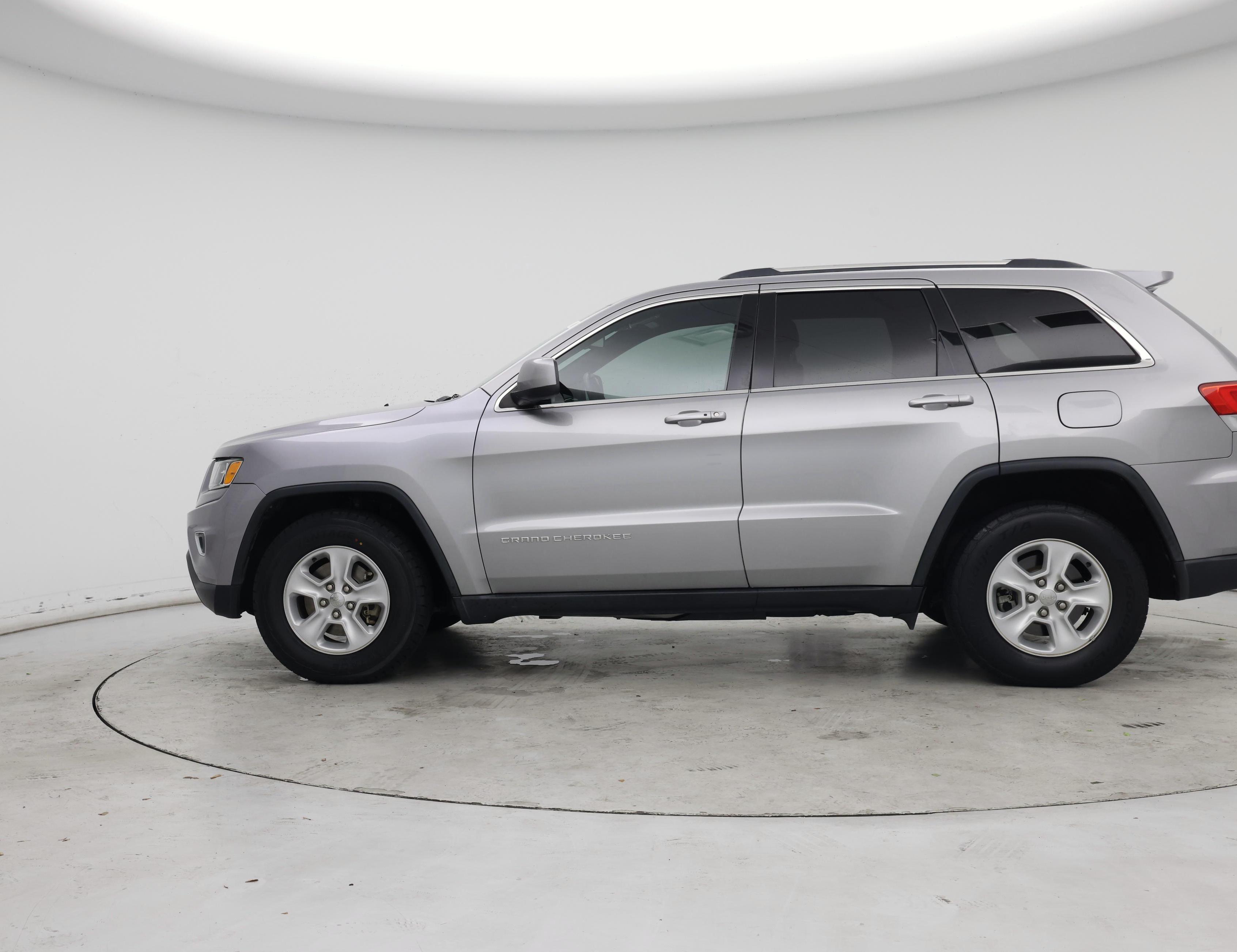 Thumbnail: 2015 Jeep Grand Cherokee - 3