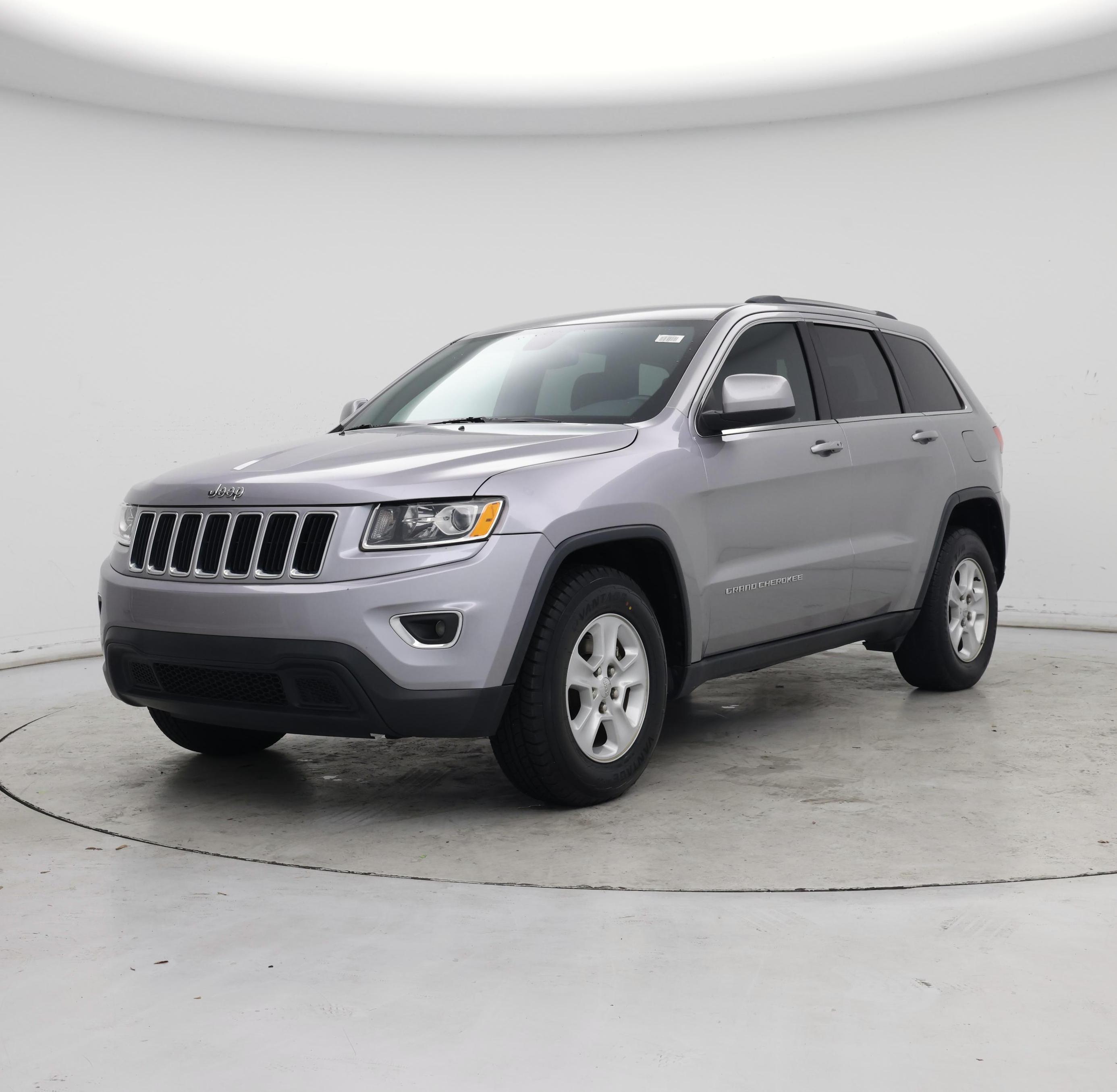 Thumbnail: 2015 Jeep Grand Cherokee - 4