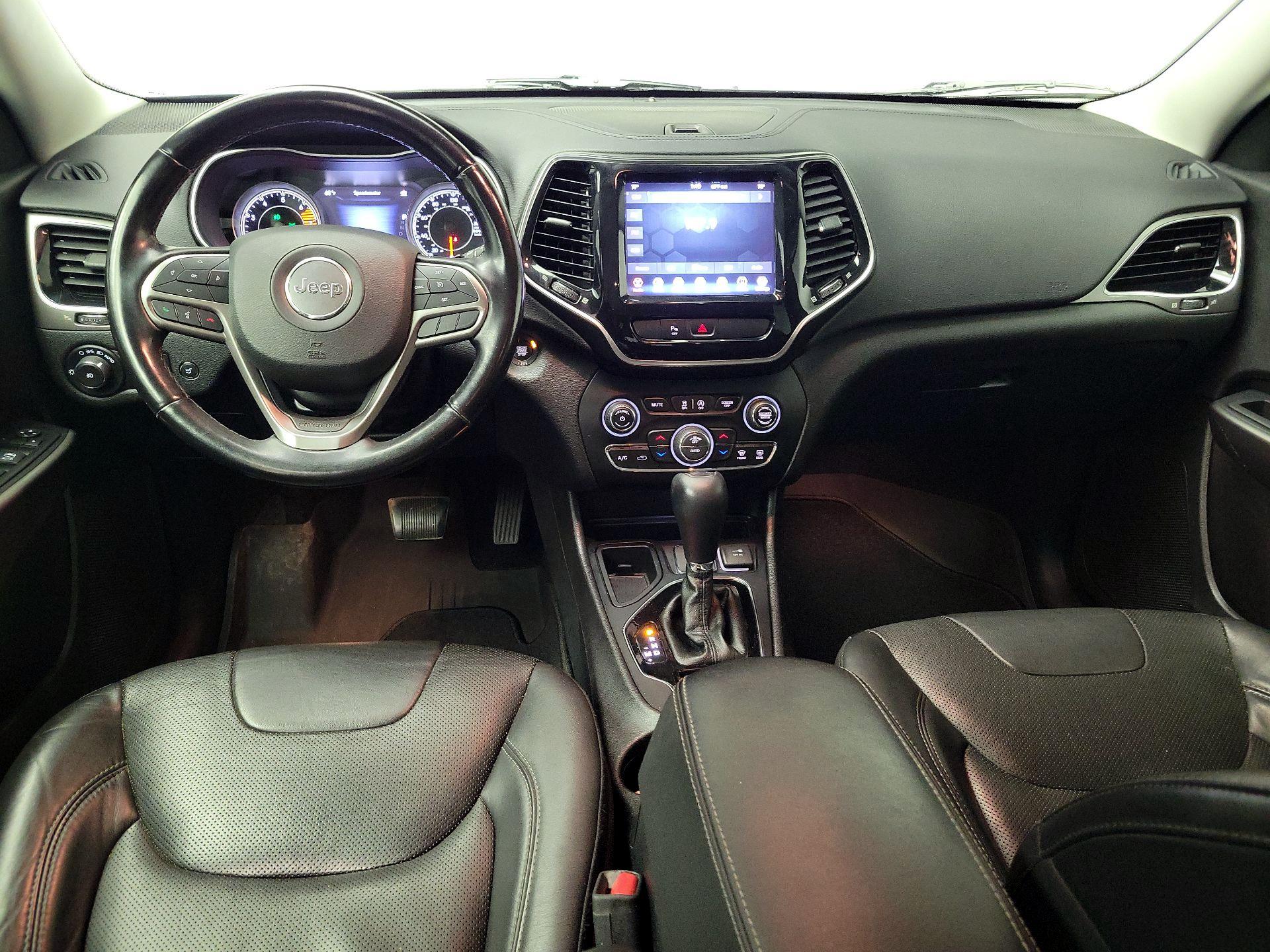 Thumbnail: 2020 Jeep Cherokee - 9
