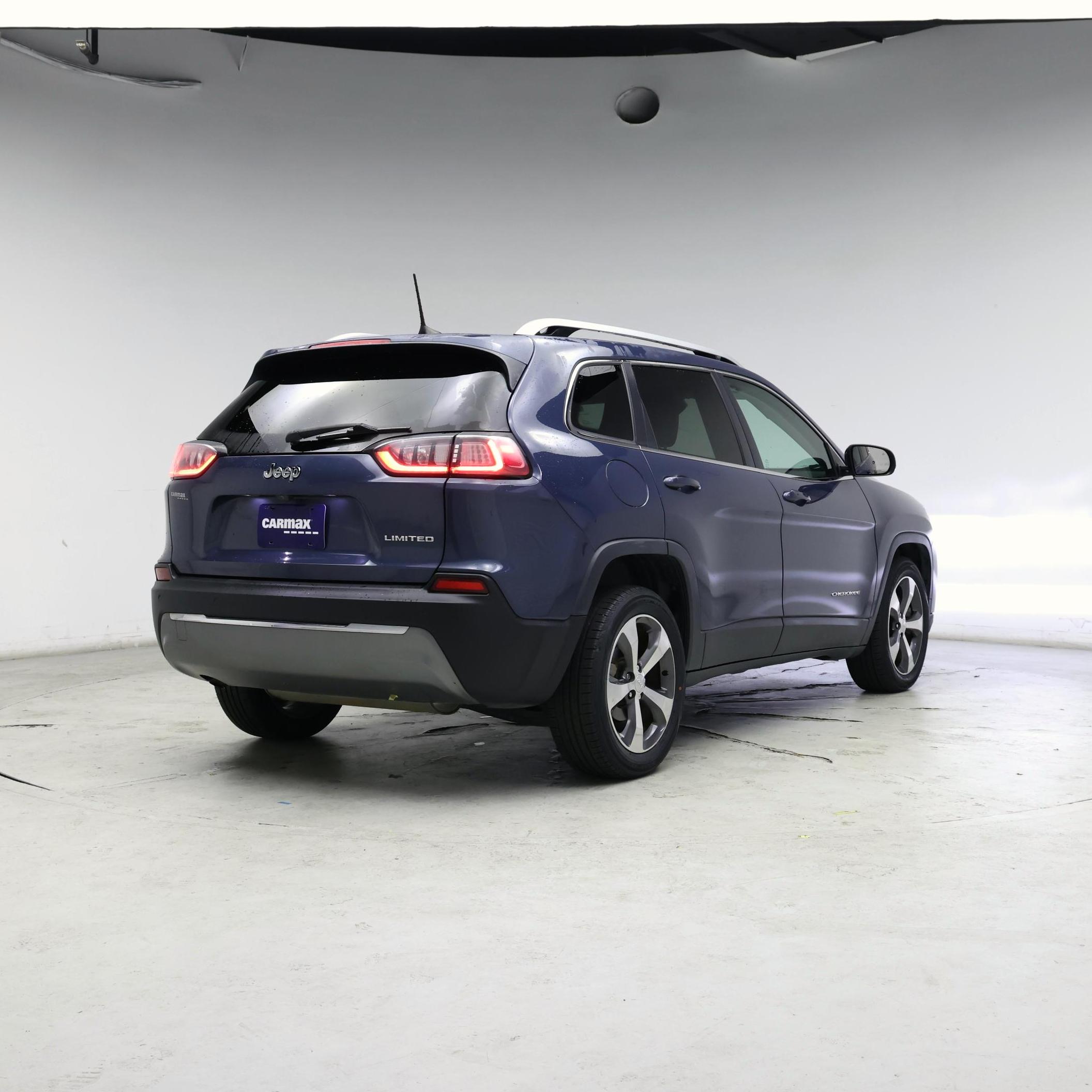 Thumbnail: 2020 Jeep Cherokee - 8