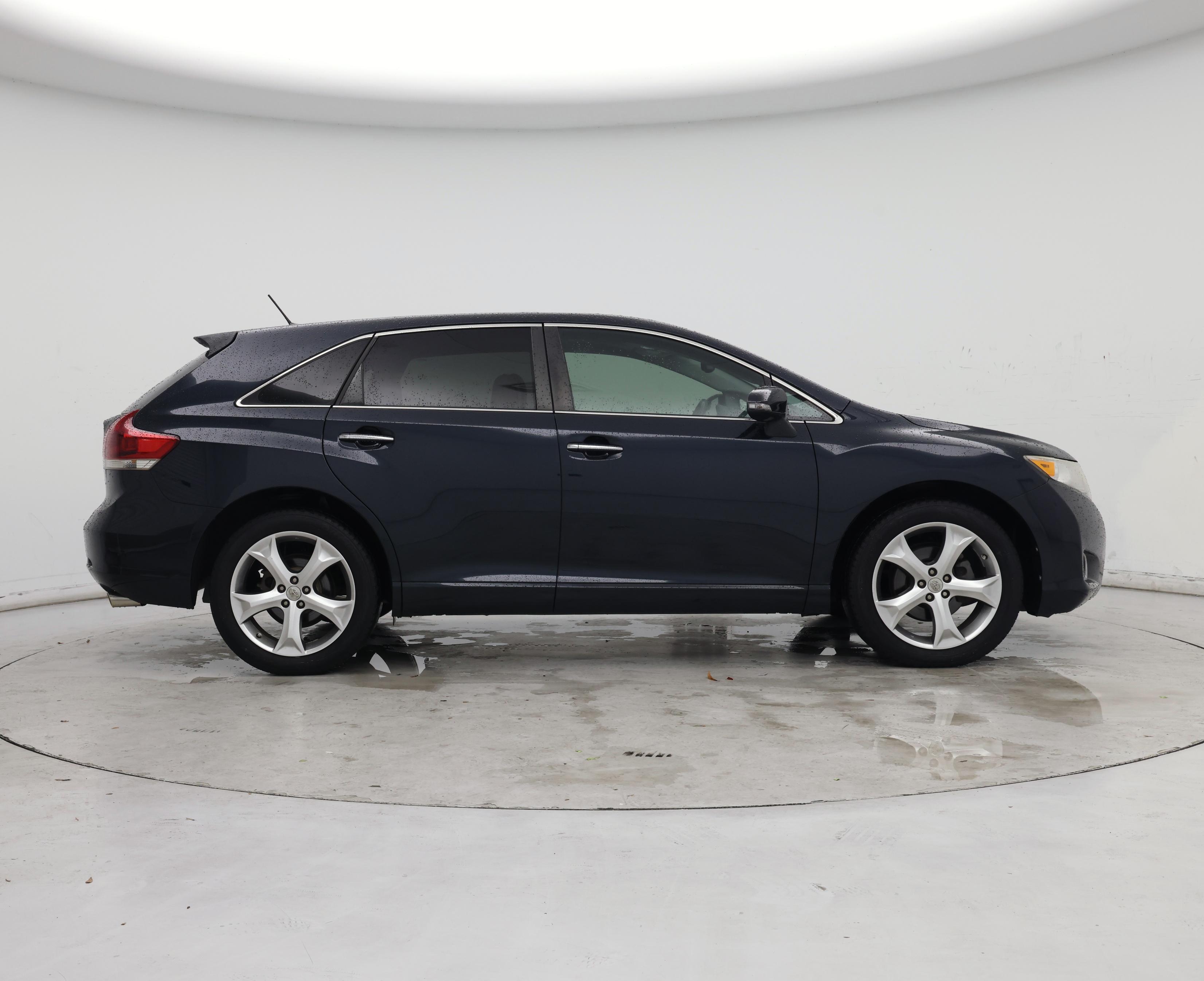 Thumbnail: 2015 Toyota Venza - 7