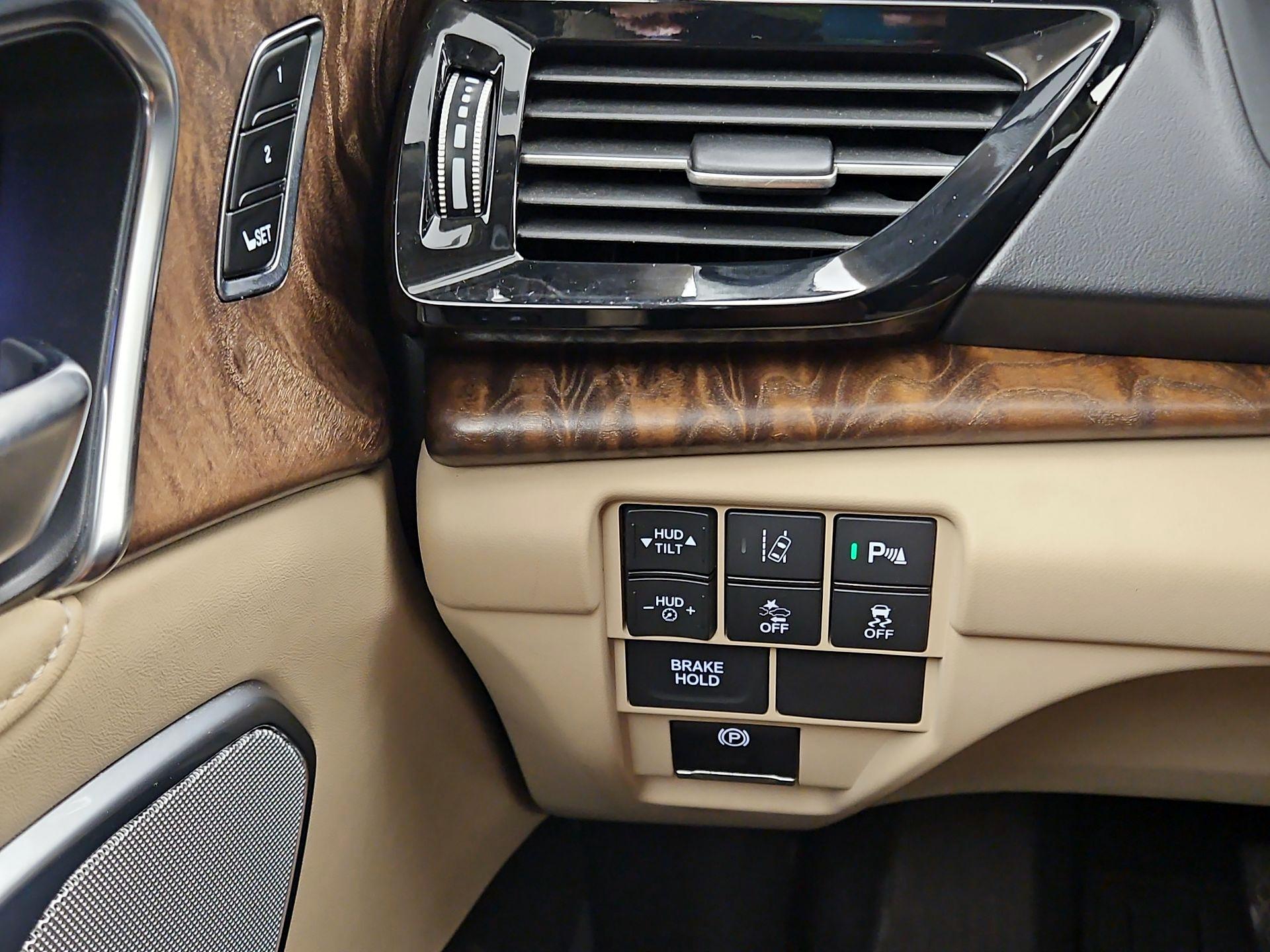 Thumbnail: 2020 Acura RDX - 13