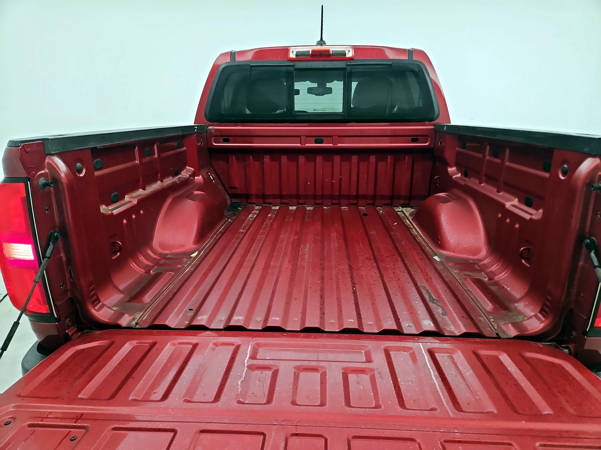 Thumbnail: 2018 Chevrolet Colorado - 20