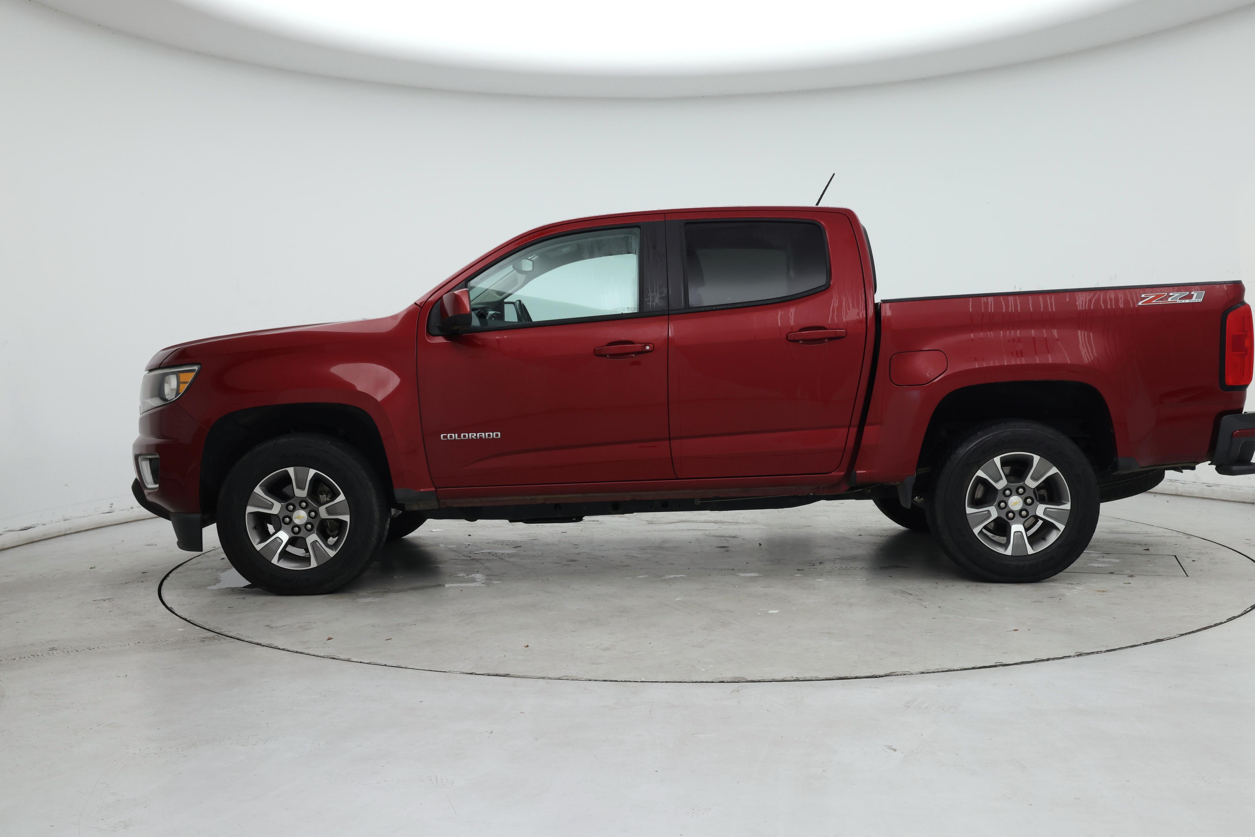 Thumbnail: 2018 Chevrolet Colorado - 3