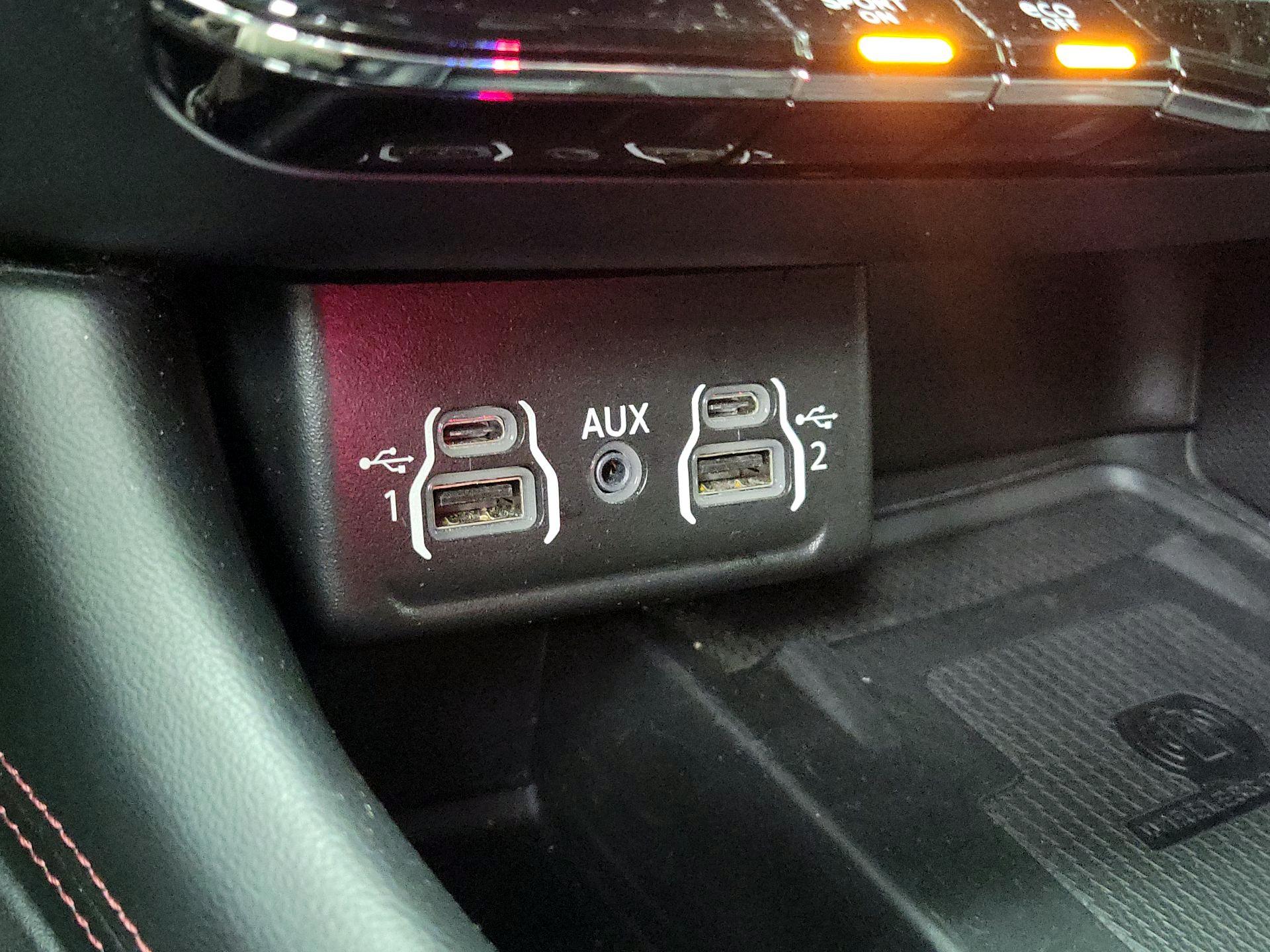 Thumbnail: 2022 Dodge Durango - 18