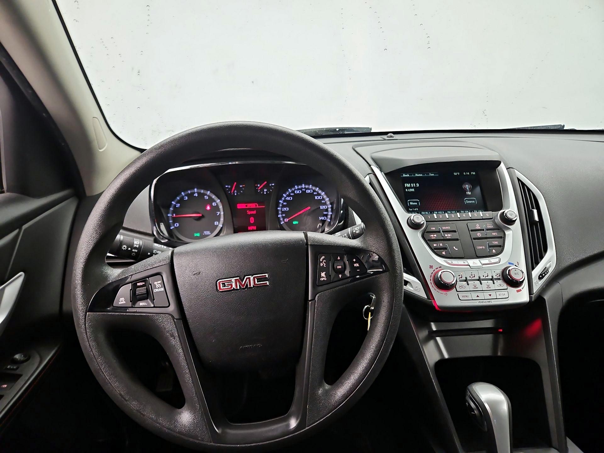 Thumbnail: 2015 GMC Terrain - 10