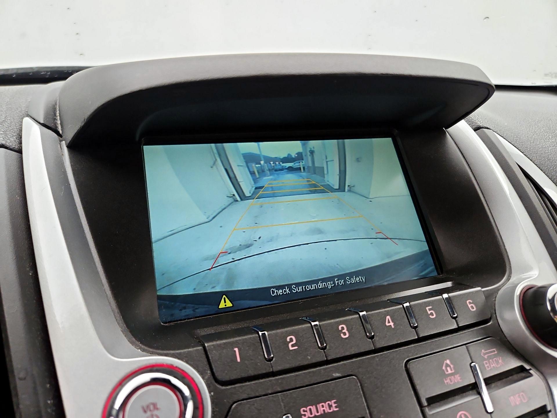 Thumbnail: 2015 GMC Terrain - 13