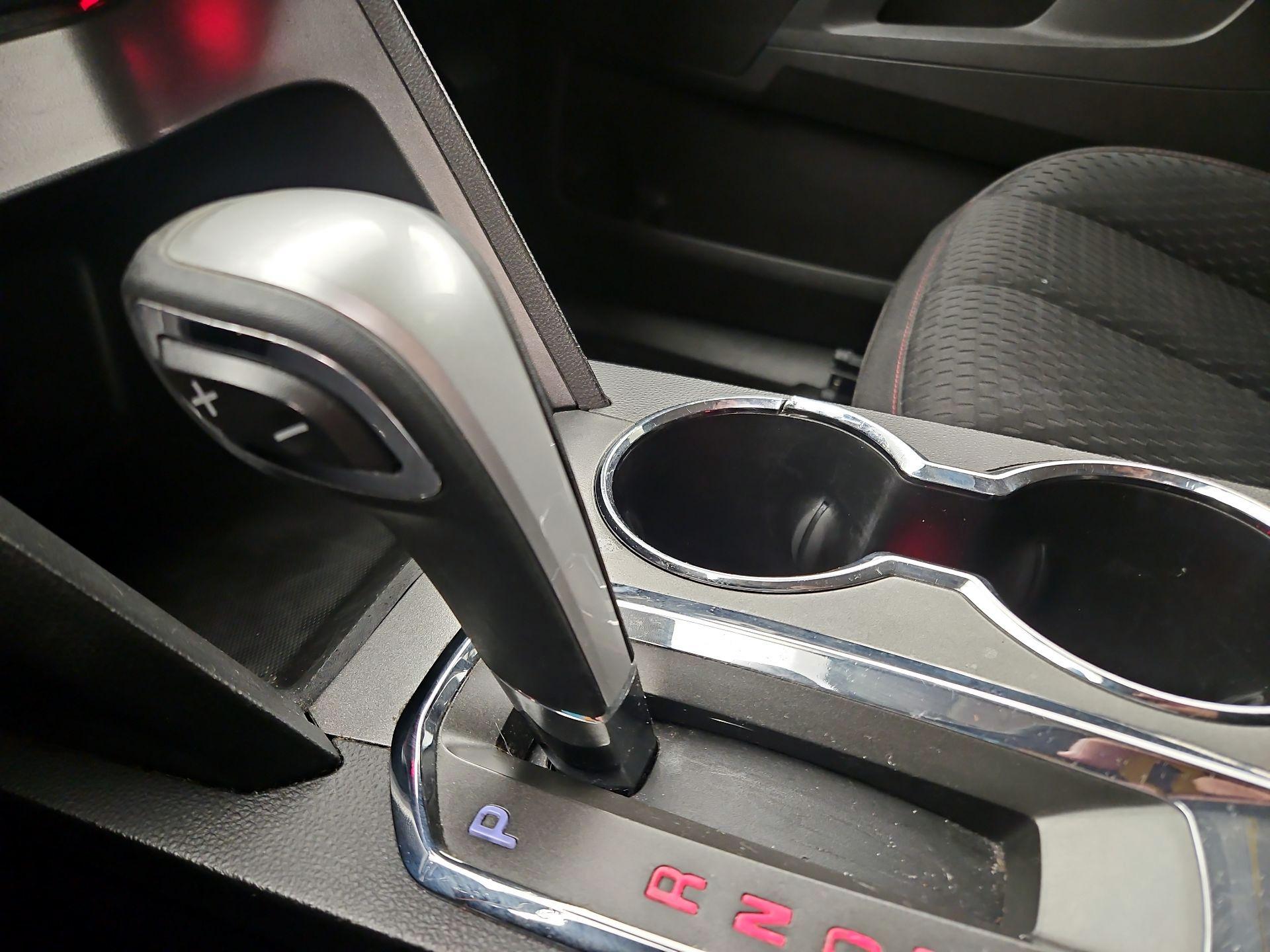 Thumbnail: 2015 GMC Terrain - 16