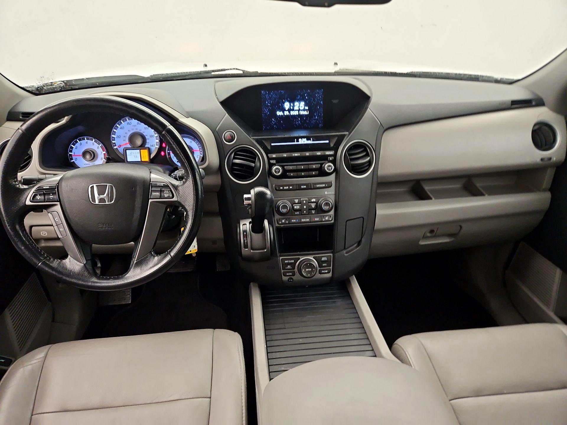 Thumbnail: 2015 Honda Pilot - 9