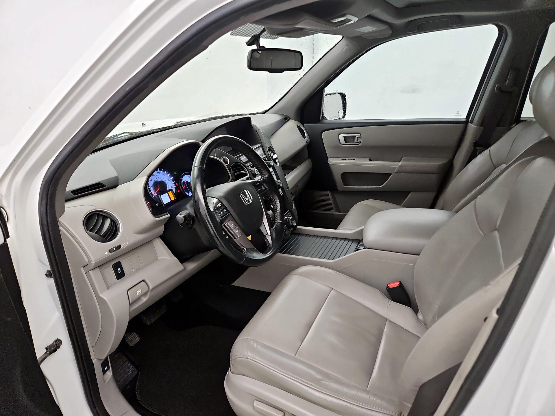 Thumbnail: 2015 Honda Pilot - 11