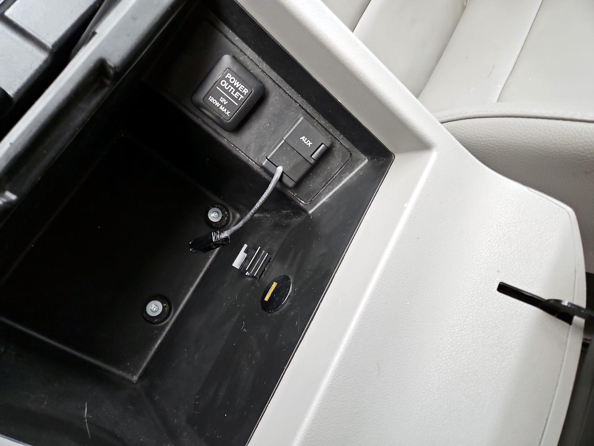 Thumbnail: 2015 Honda Pilot - 18