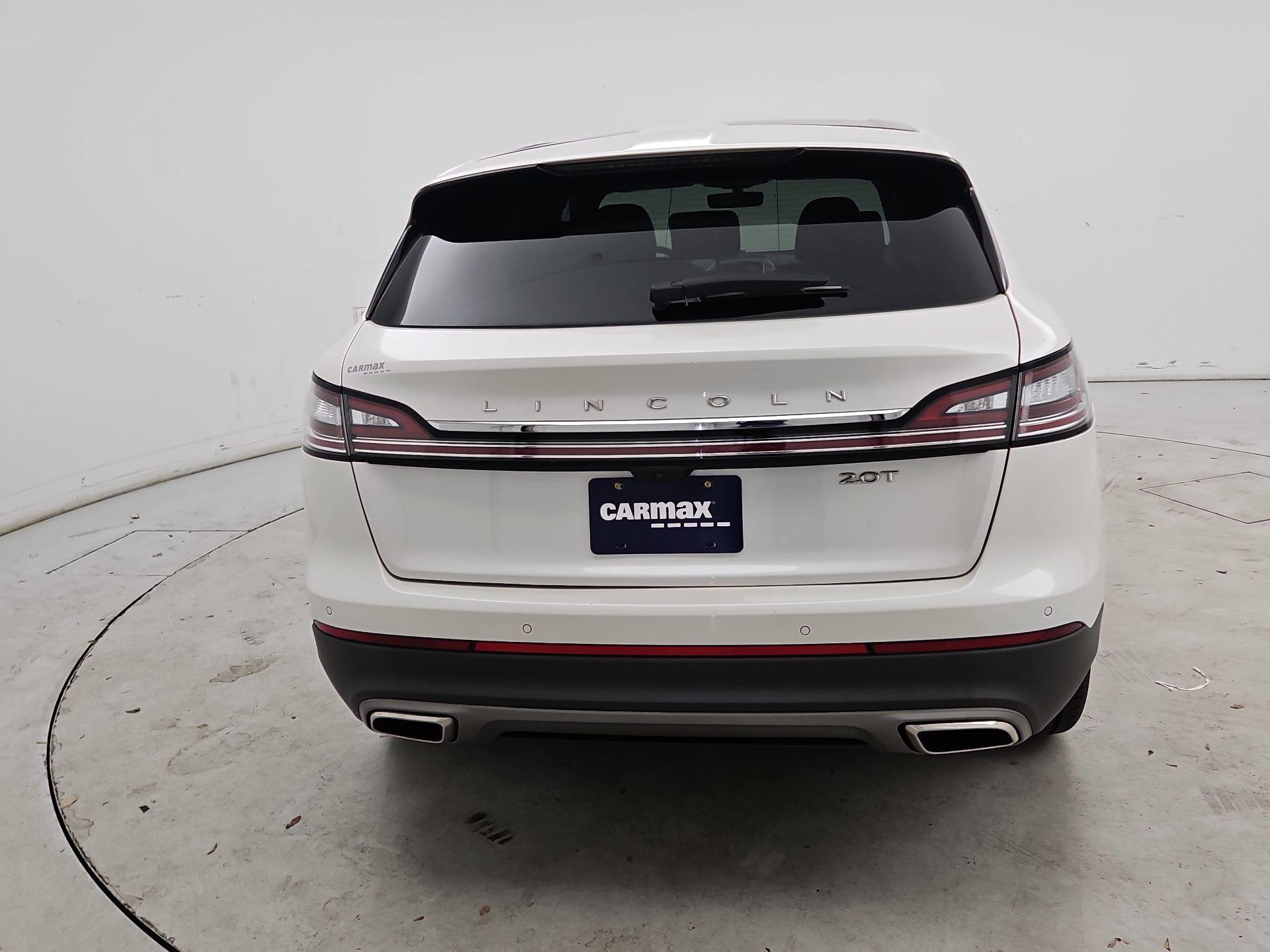 Thumbnail: 2019 Lincoln Nautilus - 6