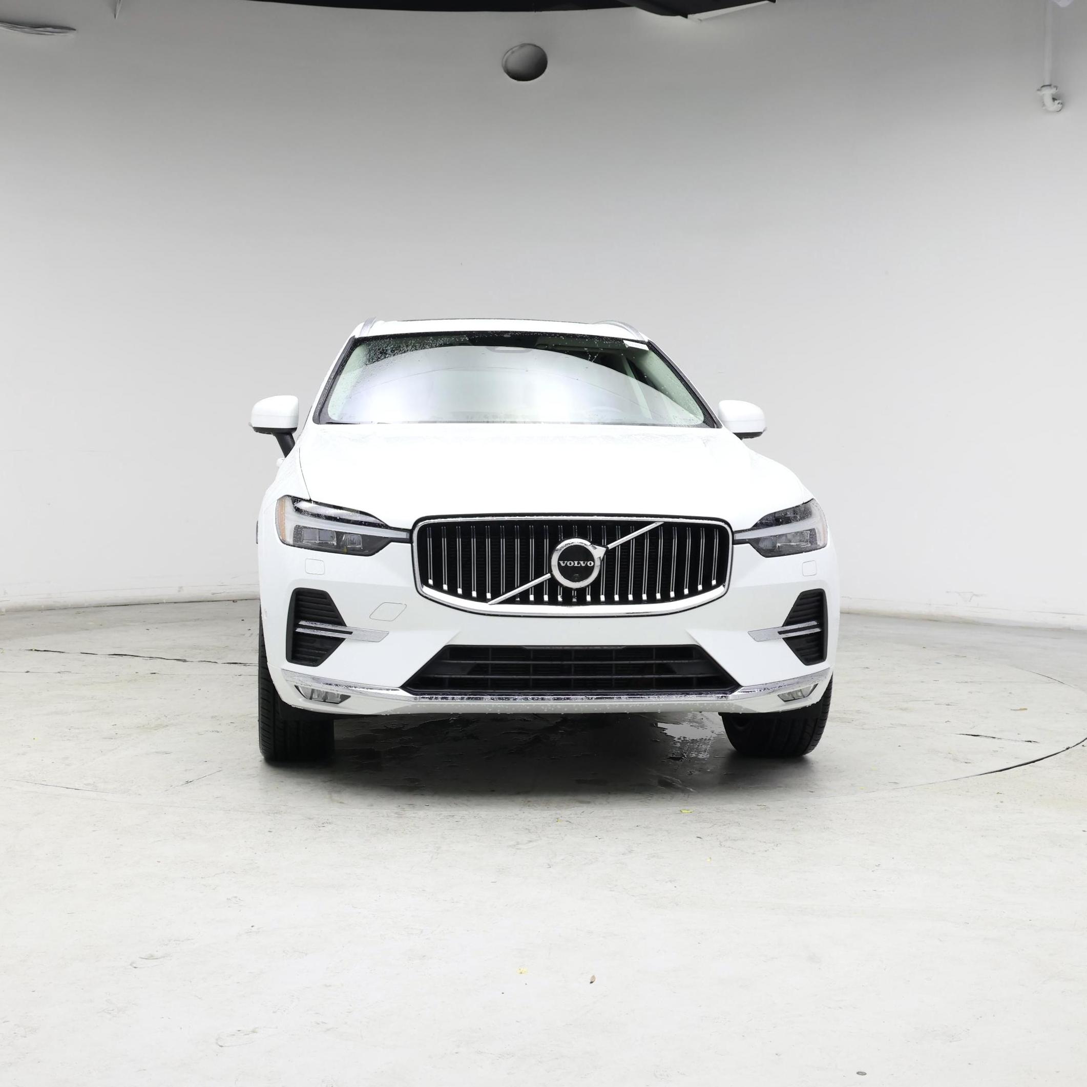 Thumbnail: 2023 Volvo XC60 - 5