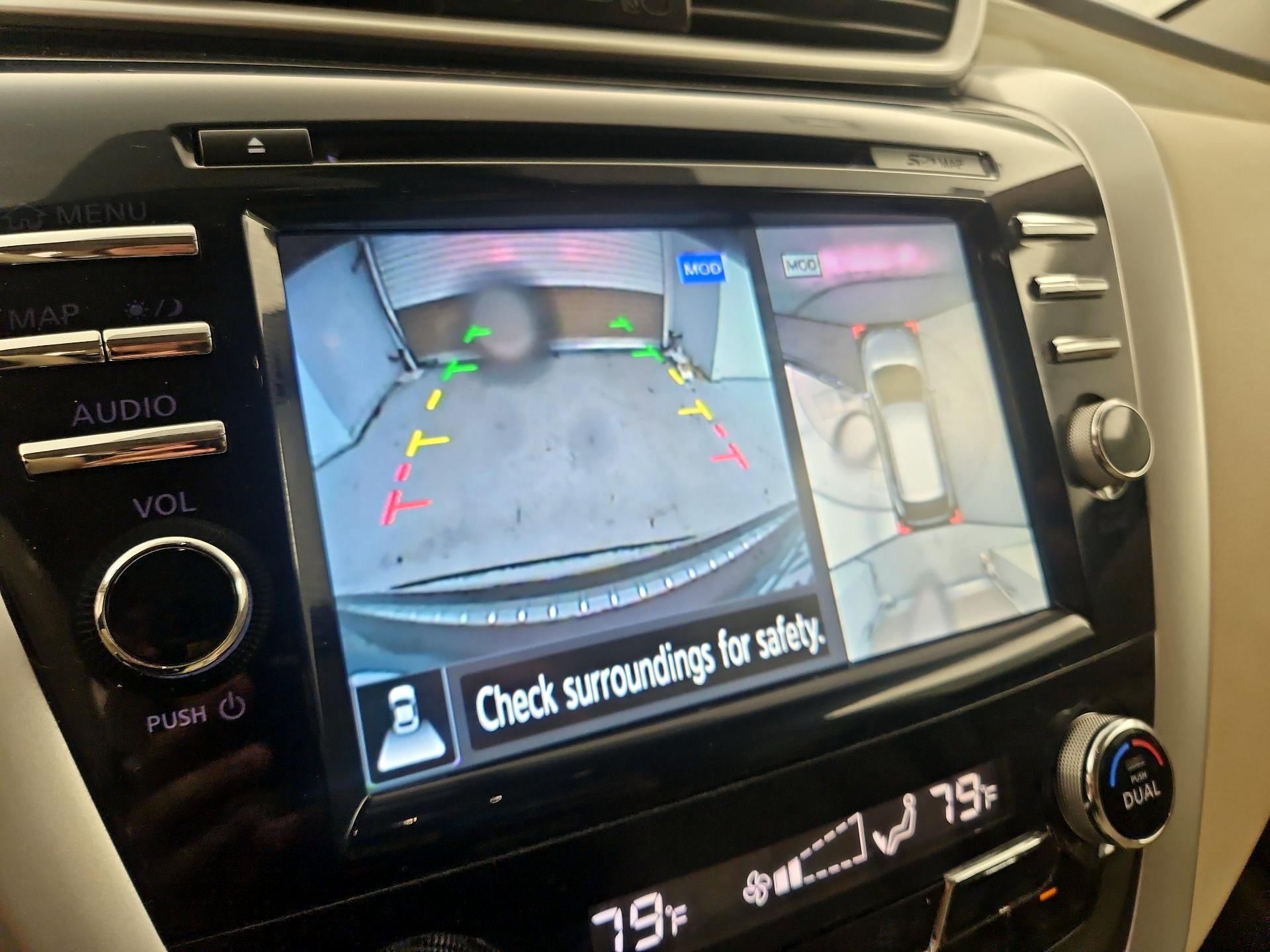 Thumbnail: 2015 Nissan Murano - 15