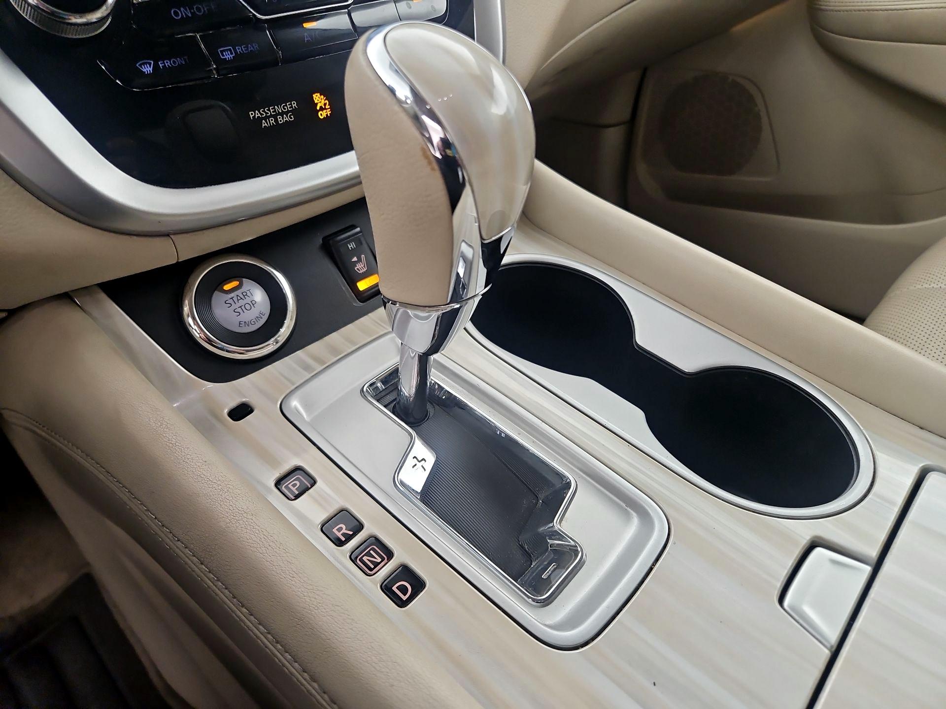 Thumbnail: 2015 Nissan Murano - 18
