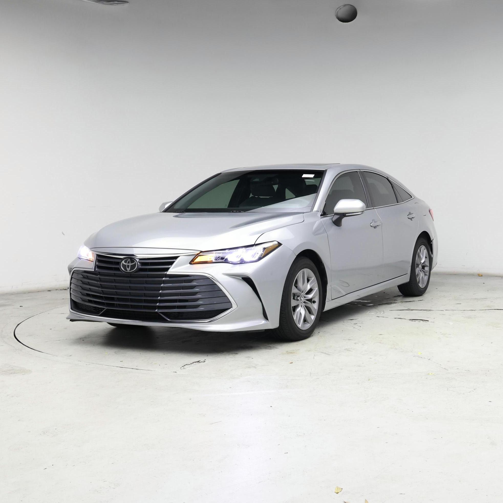Thumbnail: 2020 Toyota Avalon - 4