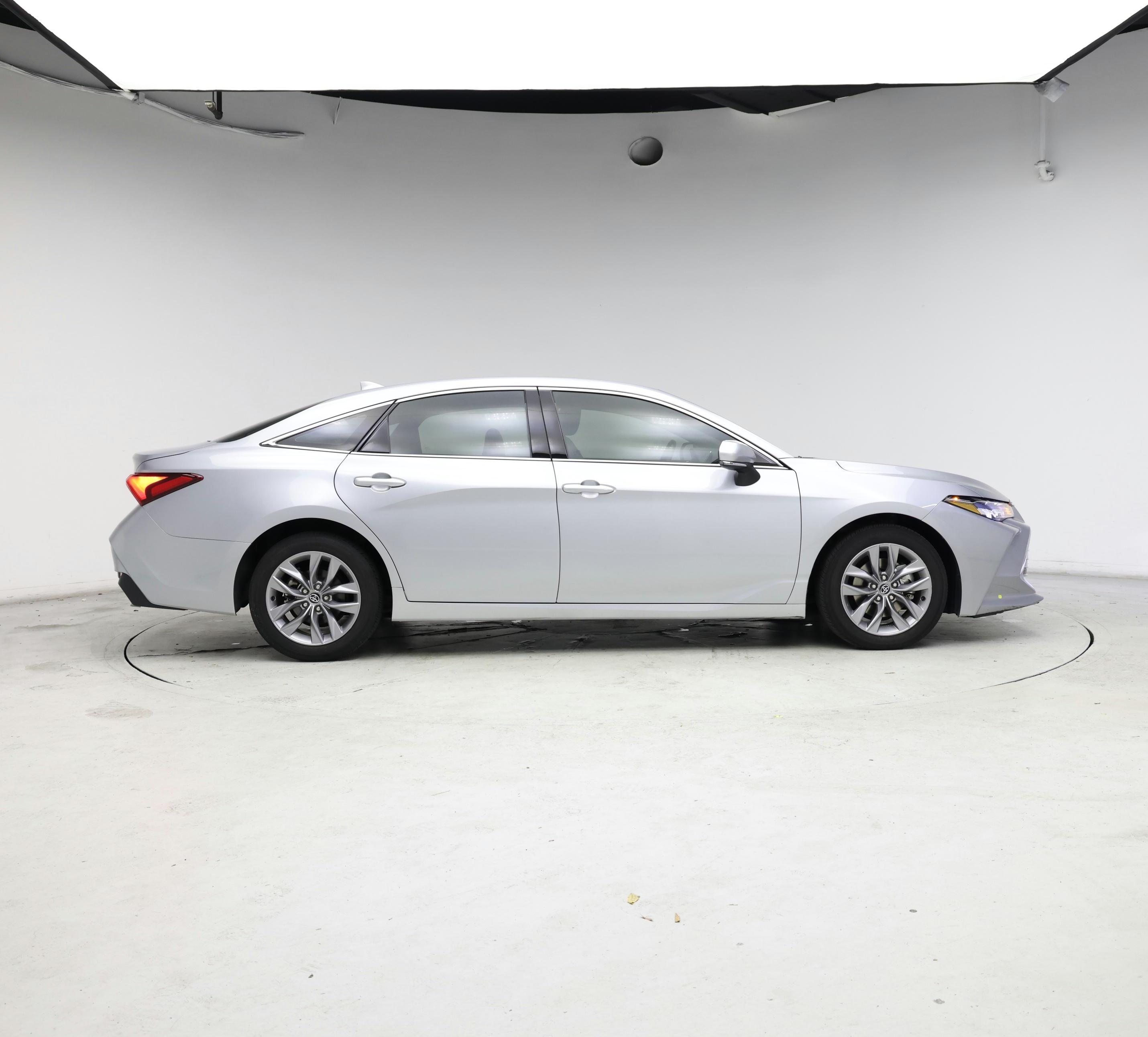 Thumbnail: 2020 Toyota Avalon - 7