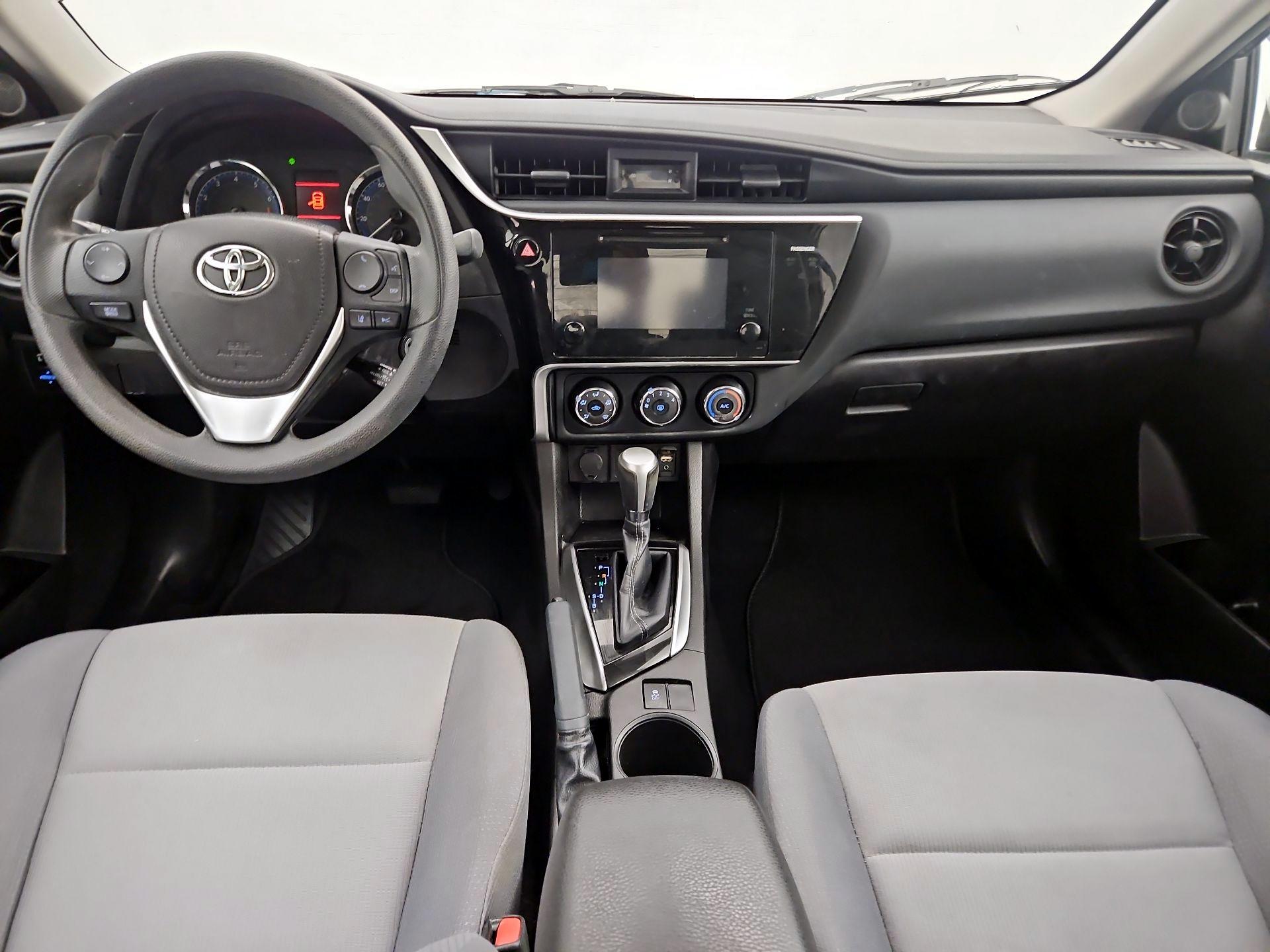 Thumbnail: 2017 Toyota Corolla - 9