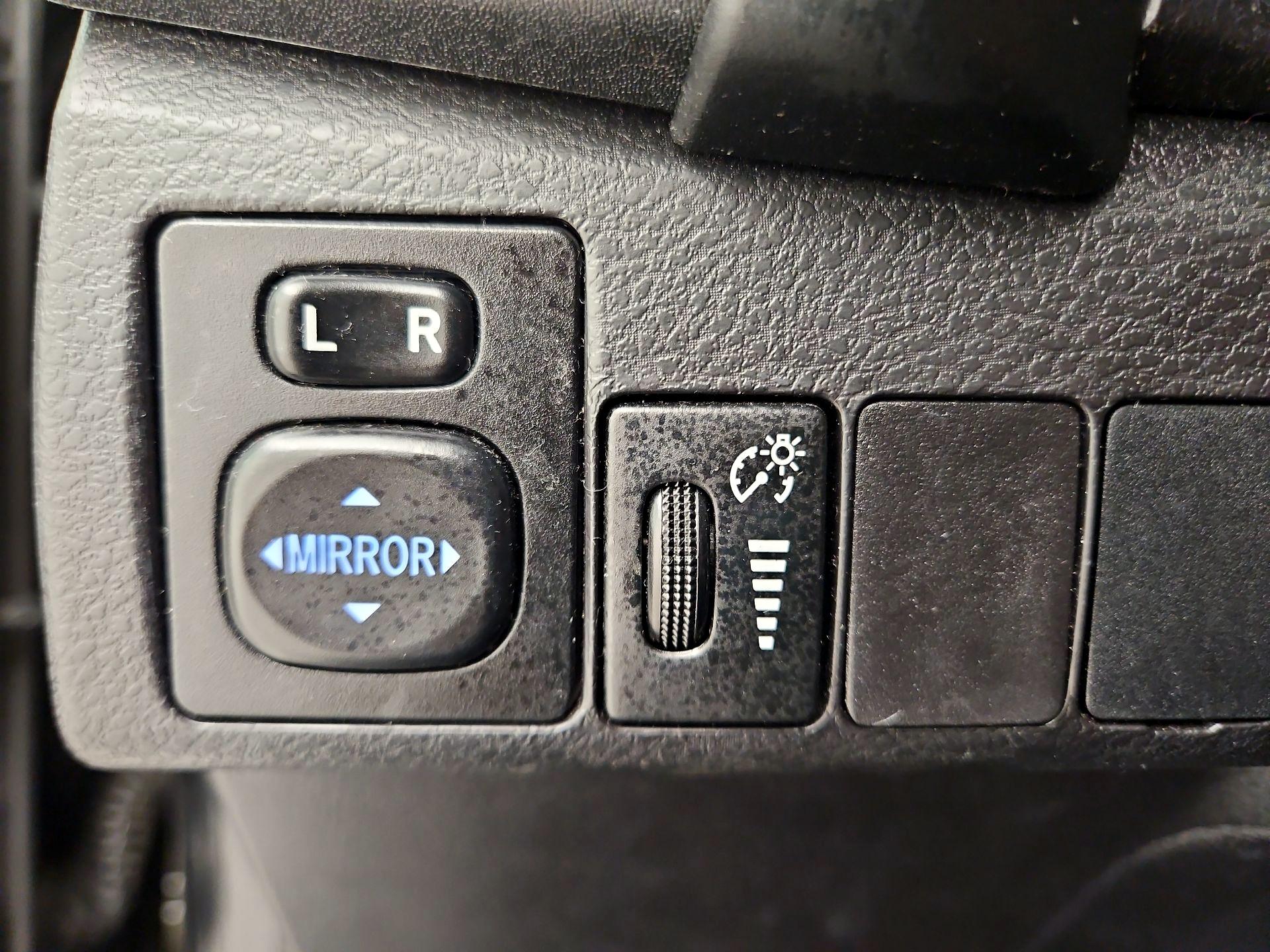 Thumbnail: 2017 Toyota Corolla - 13