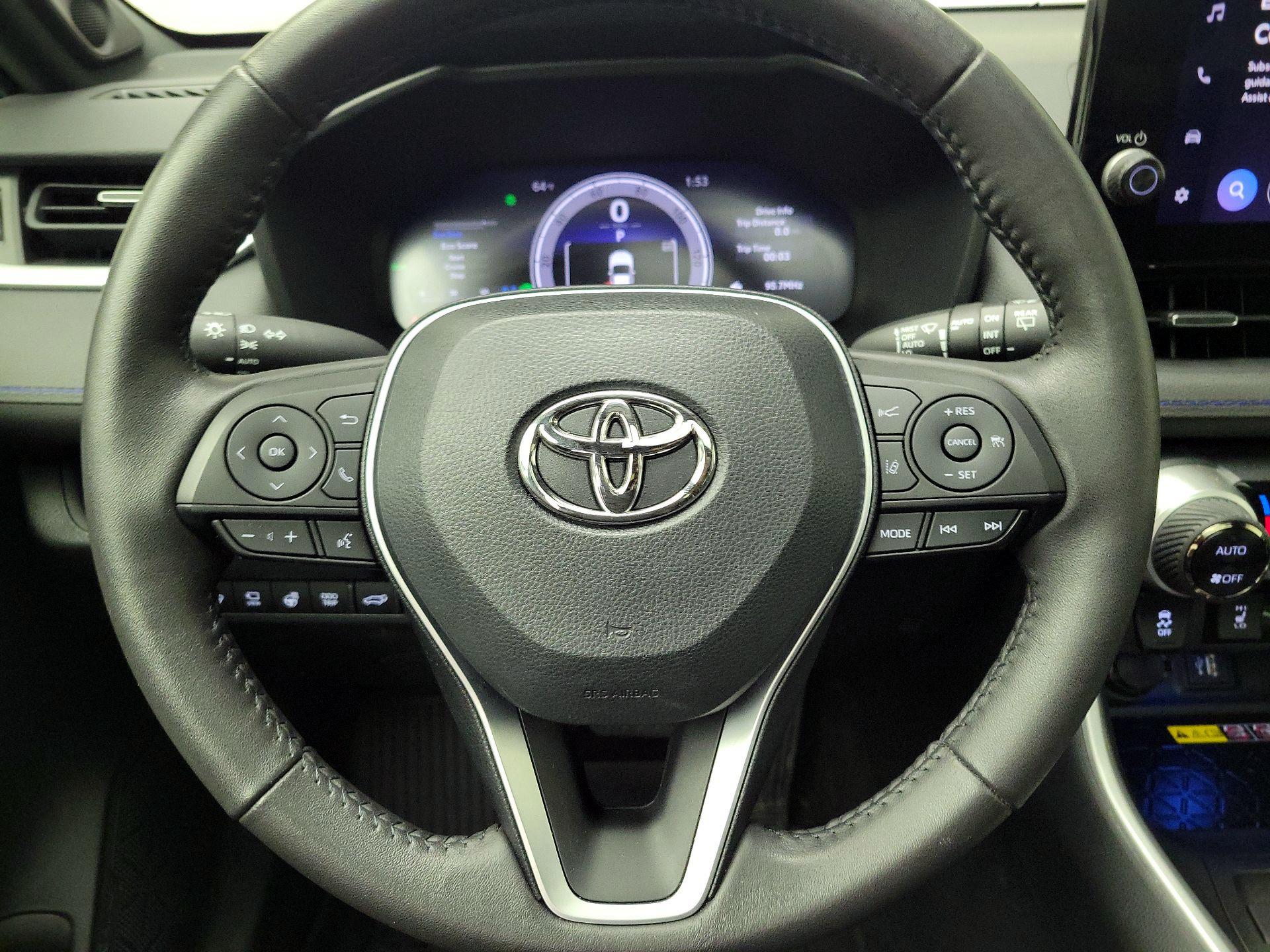 Thumbnail: 2023 Toyota RAV4 - 10