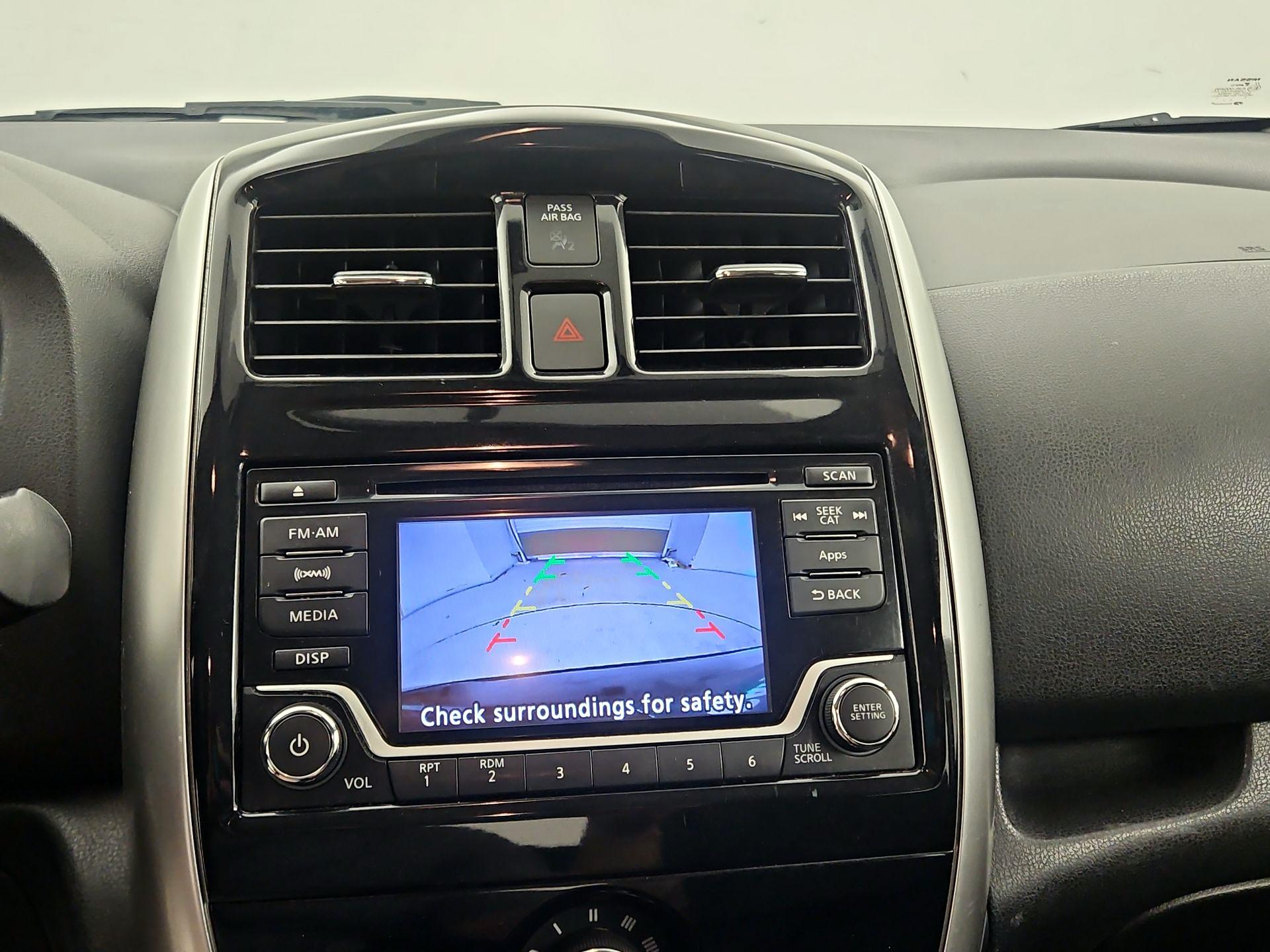 Thumbnail: 2016 Nissan Versa Note - 14