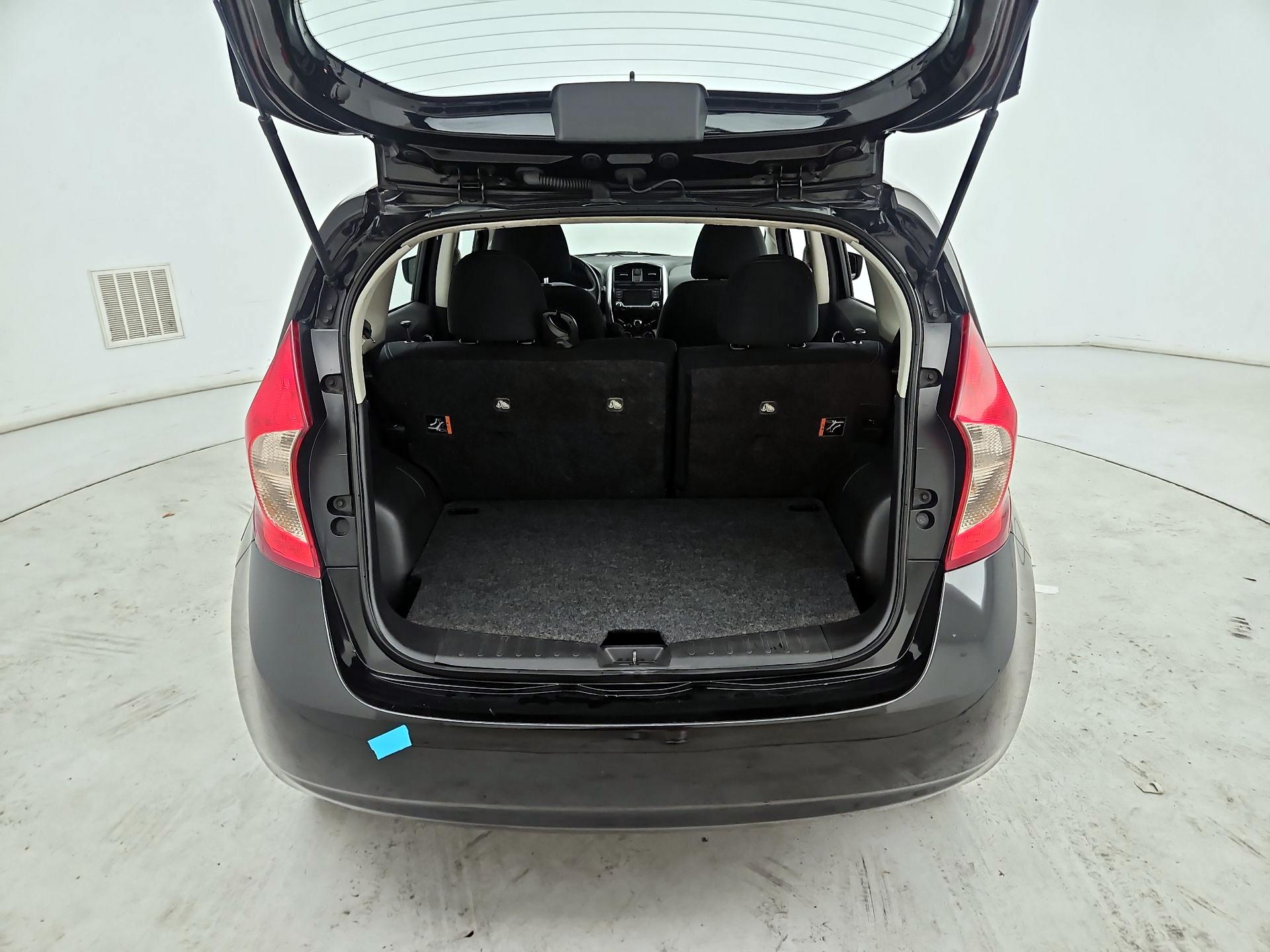 Thumbnail: 2016 Nissan Versa Note - 20