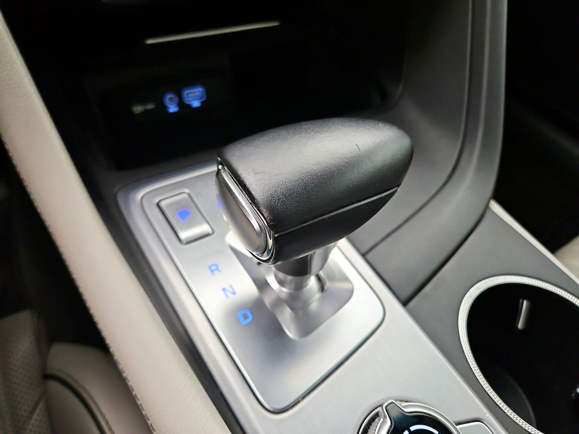 Thumbnail: 2019 Genesis G70 - 18