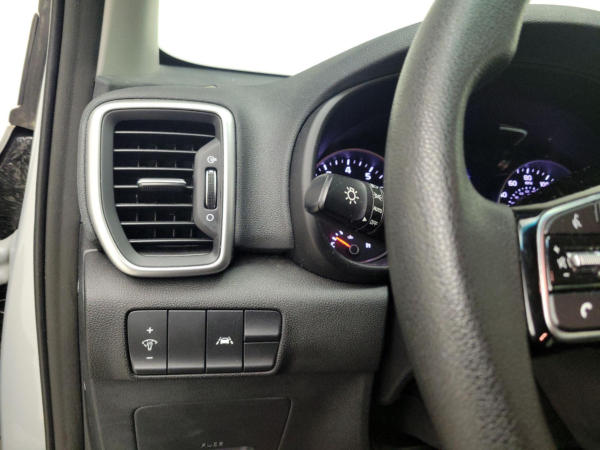 Thumbnail: 2022 Kia Sportage - 13