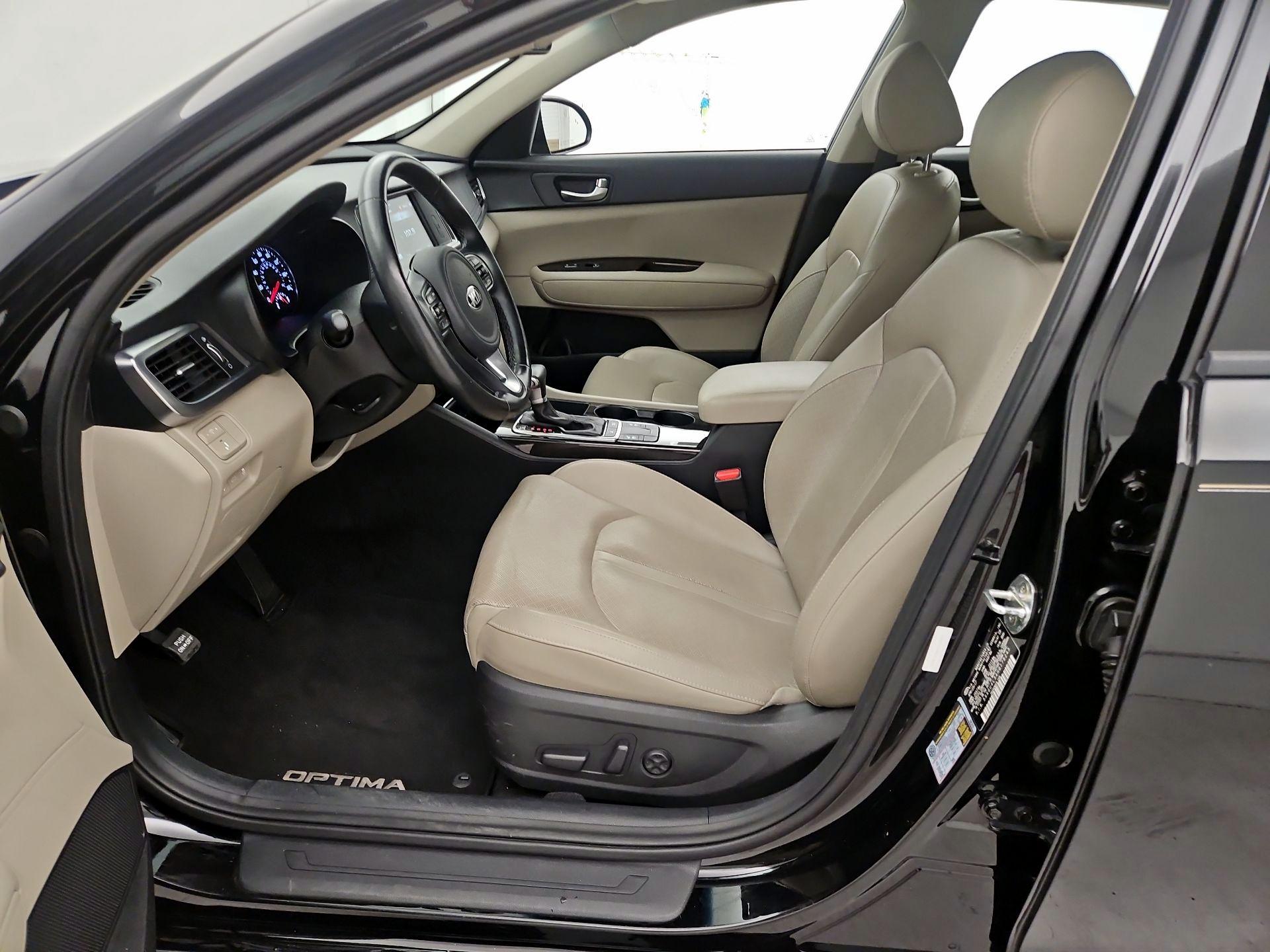 Thumbnail: 2017 Kia Optima - 11