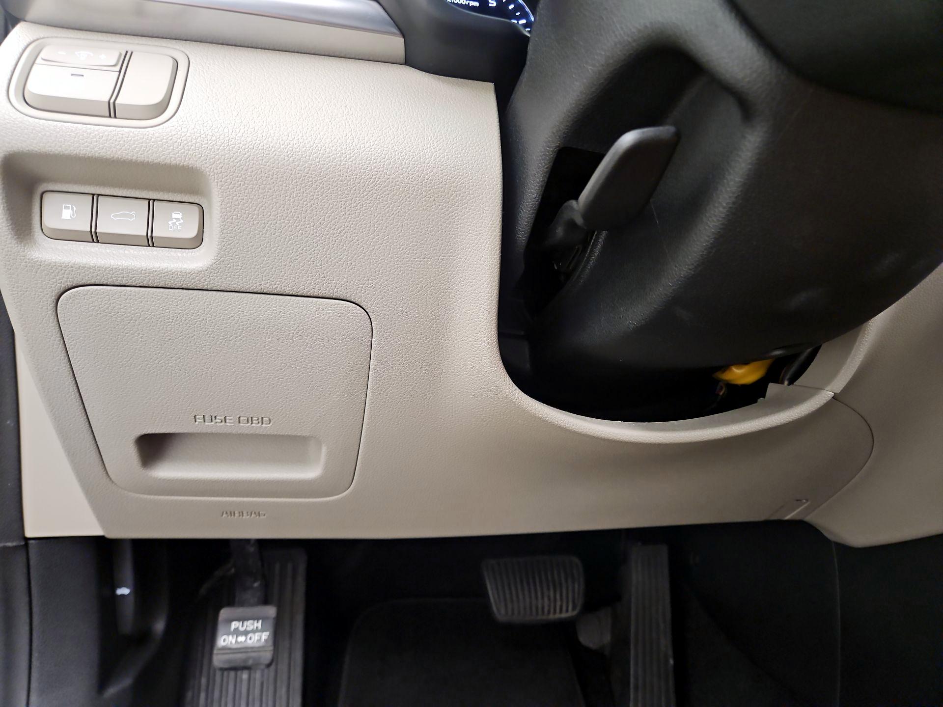 Thumbnail: 2017 Kia Optima - 13