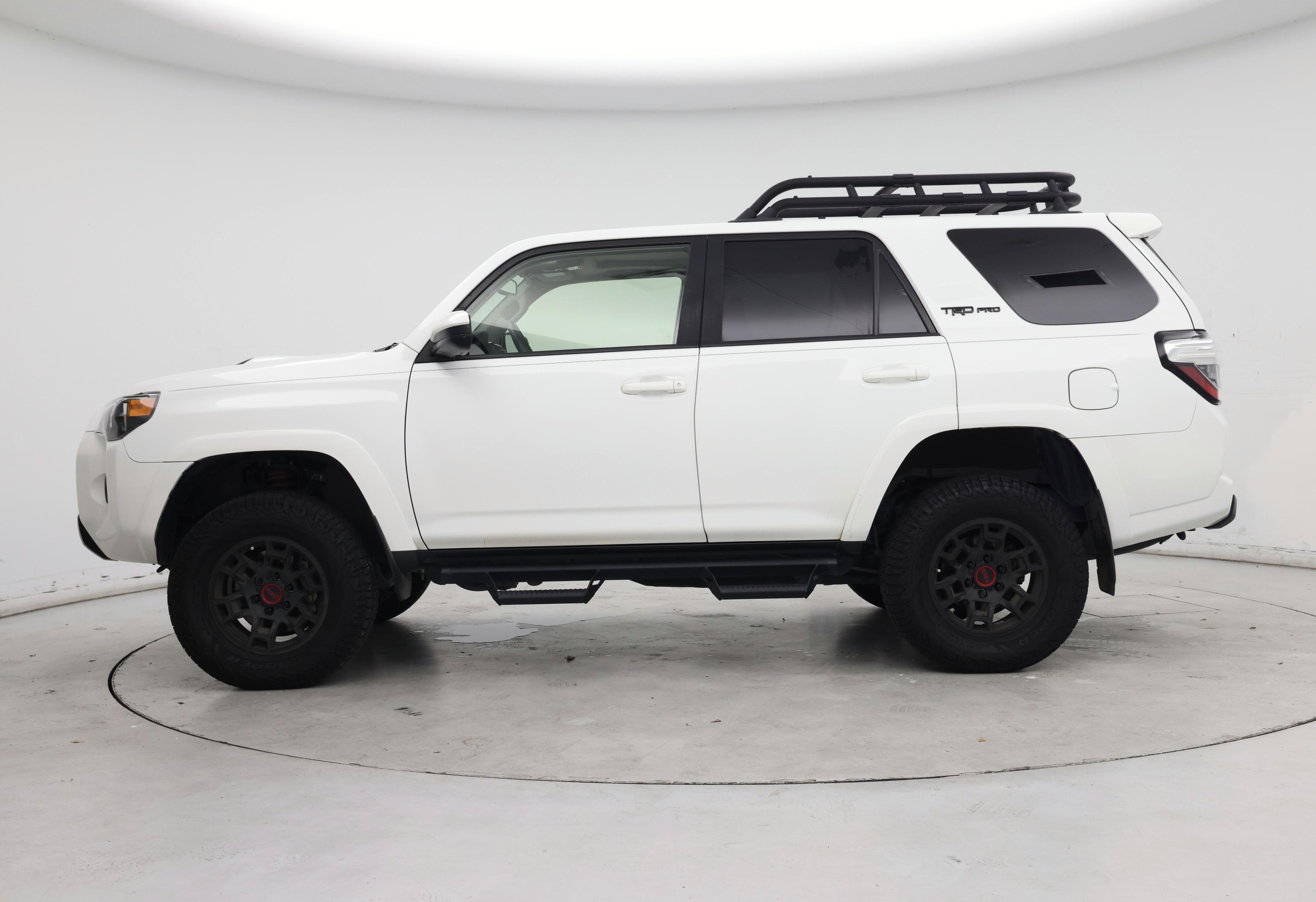 Thumbnail: 2021 Toyota 4Runner - 3