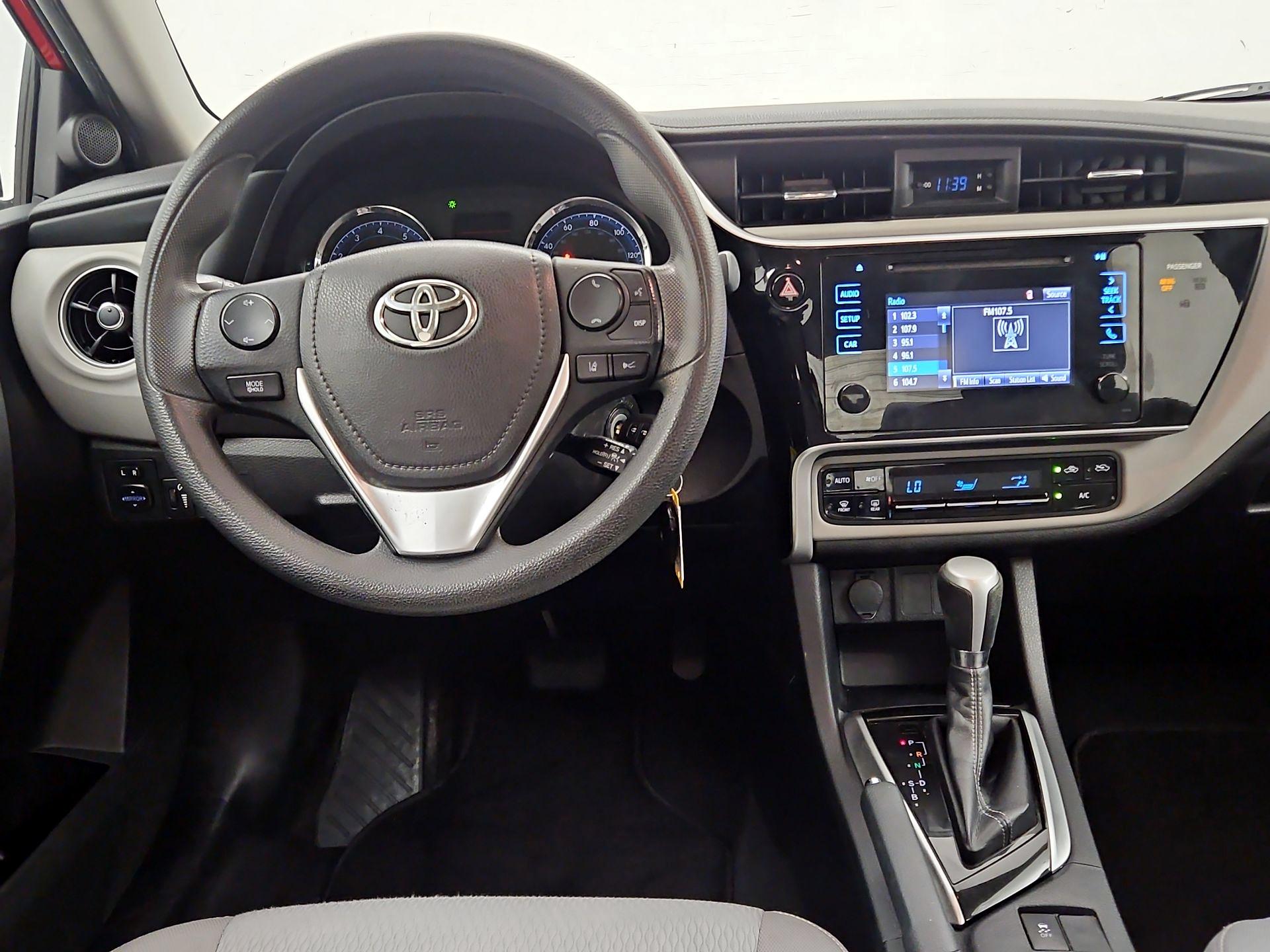 Thumbnail: 2017 Toyota Corolla - 10