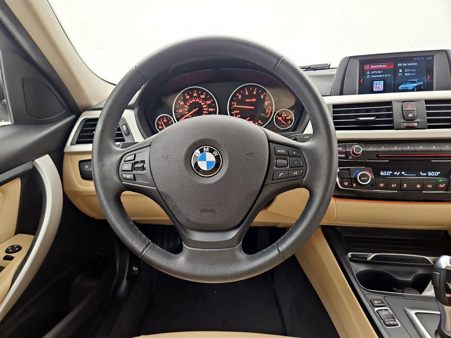 Thumbnail: 2018 BMW 3 Series - 10