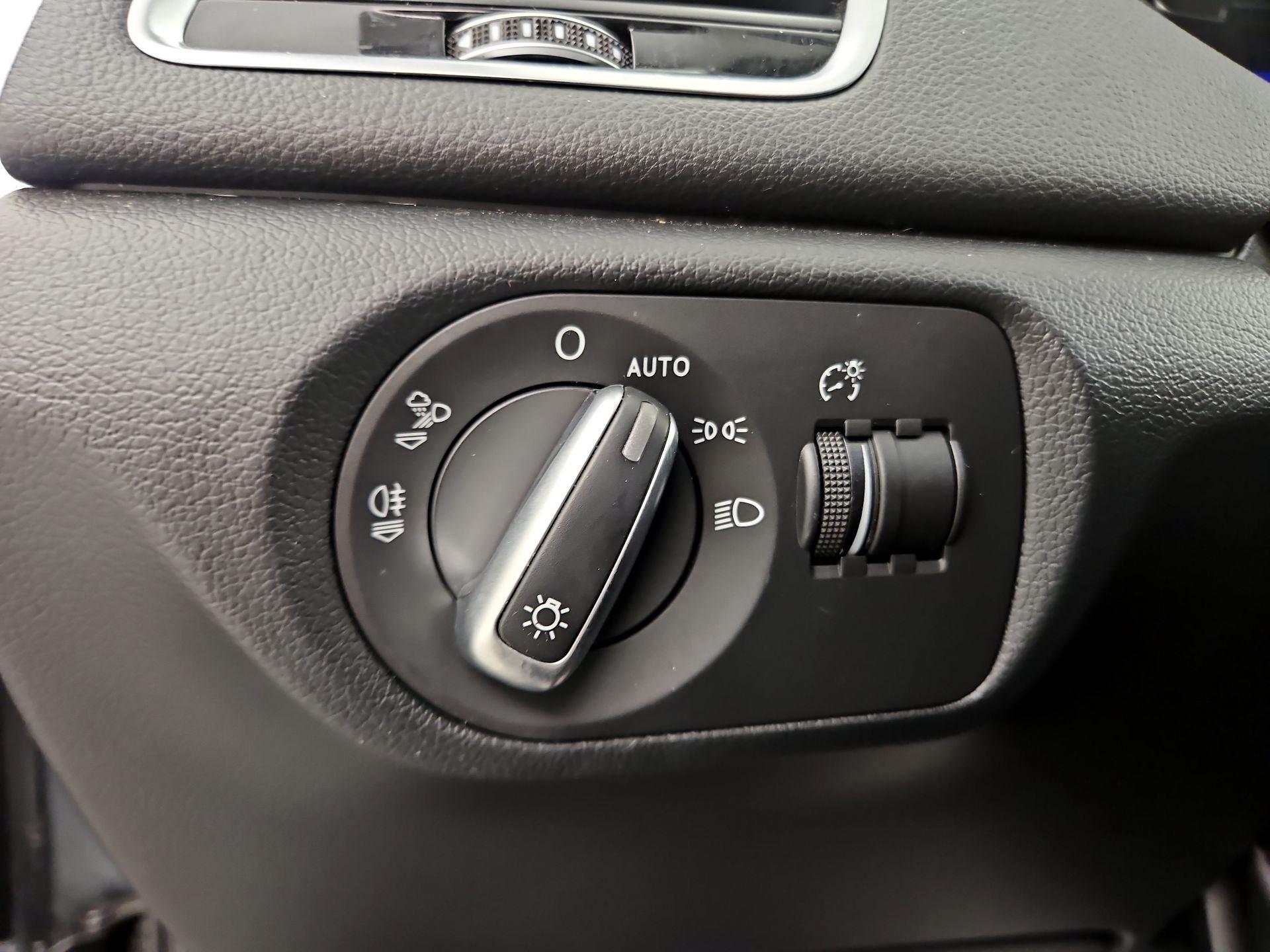 Thumbnail: 2017 Audi Q3 - 13