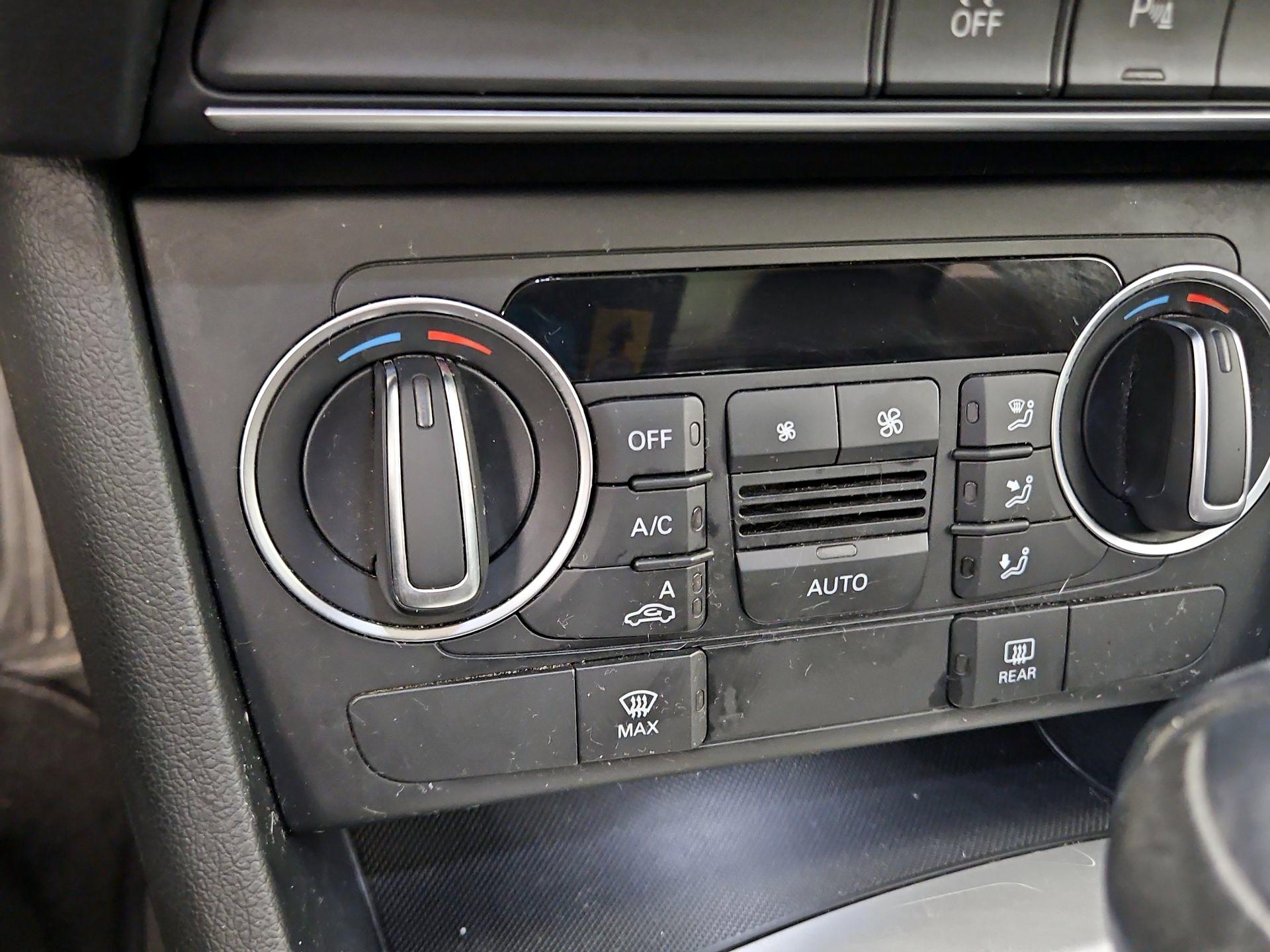 Thumbnail: 2017 Audi Q3 - 16