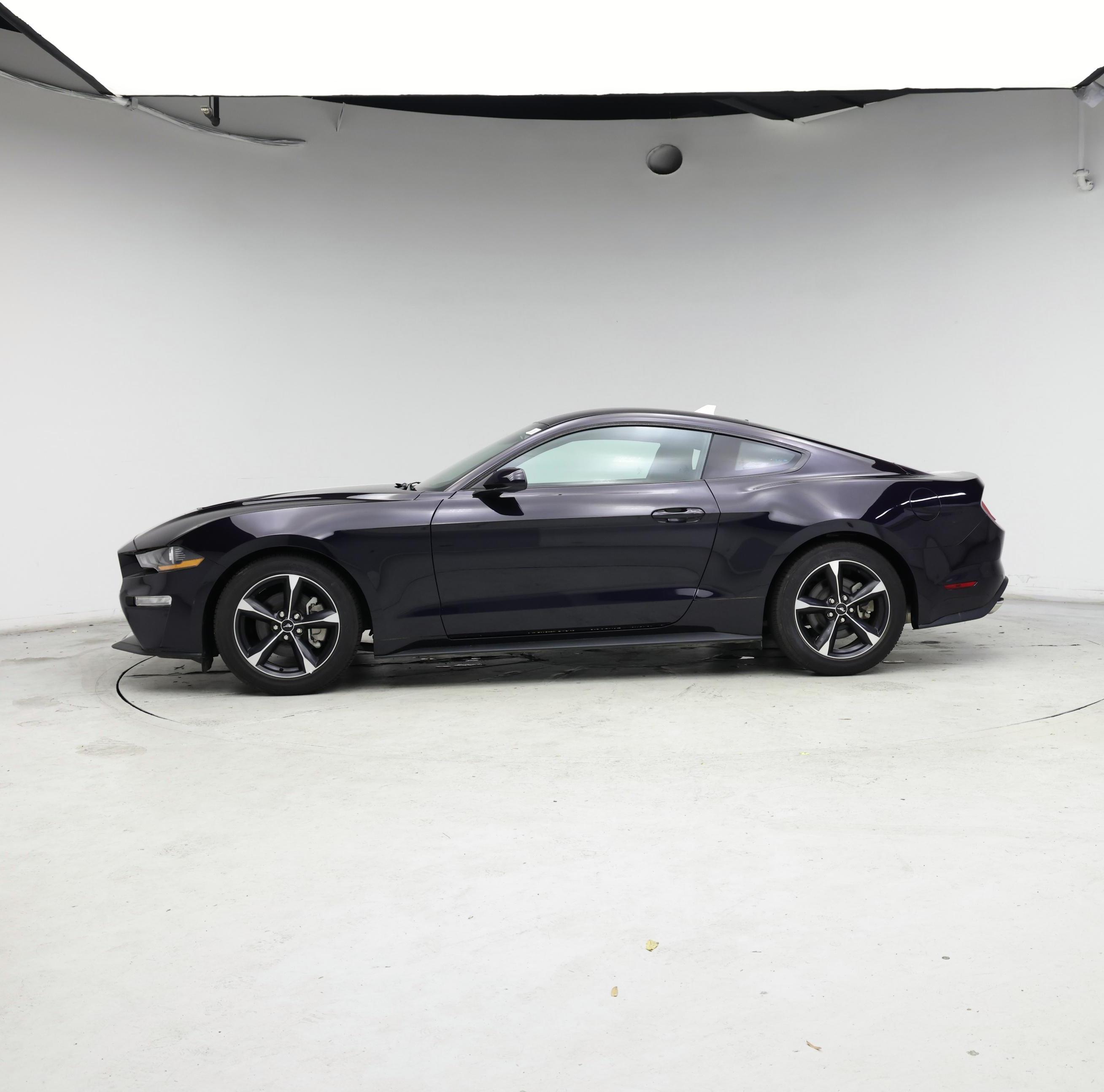 Thumbnail: 2022 Ford Mustang - 3