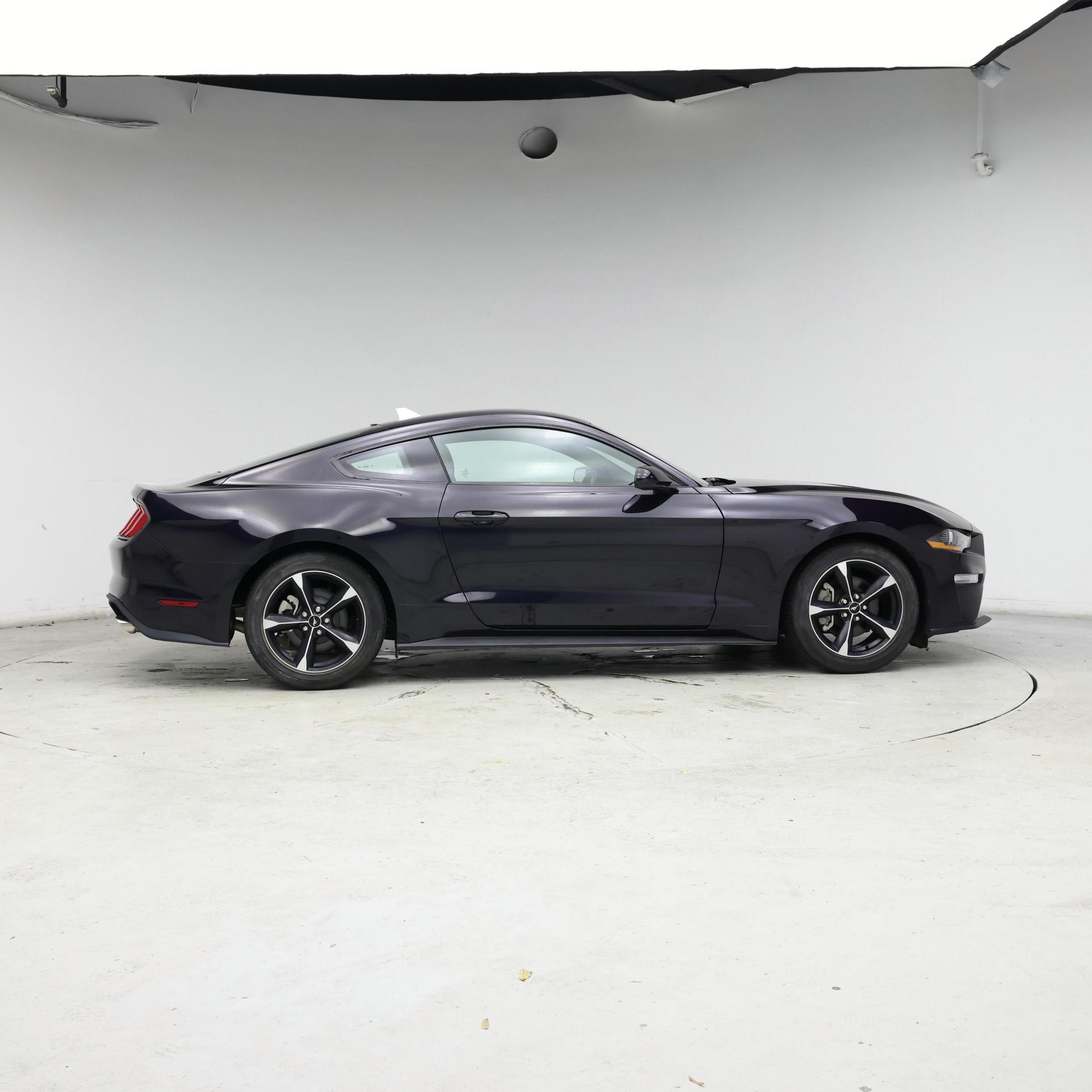 Thumbnail: 2022 Ford Mustang - 7
