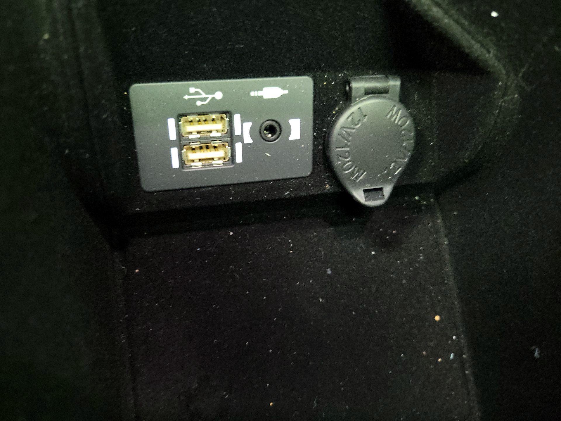 Thumbnail: 2025 Lexus IS - 19