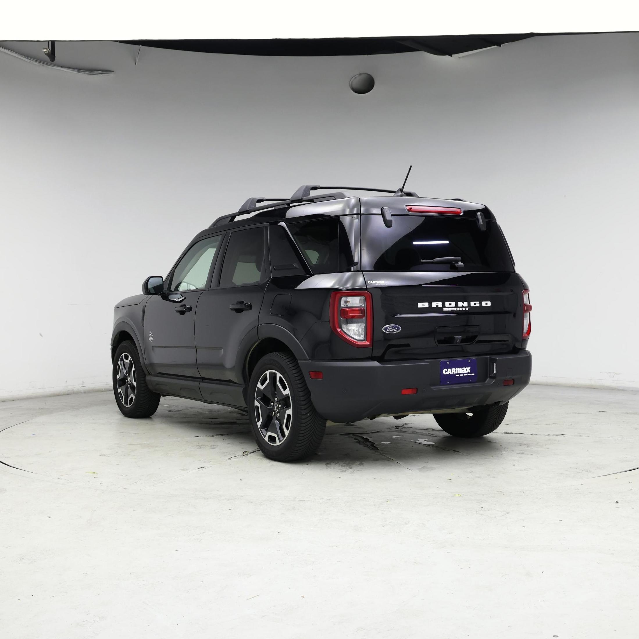 Thumbnail: 2021 Ford Bronco Sport - 2