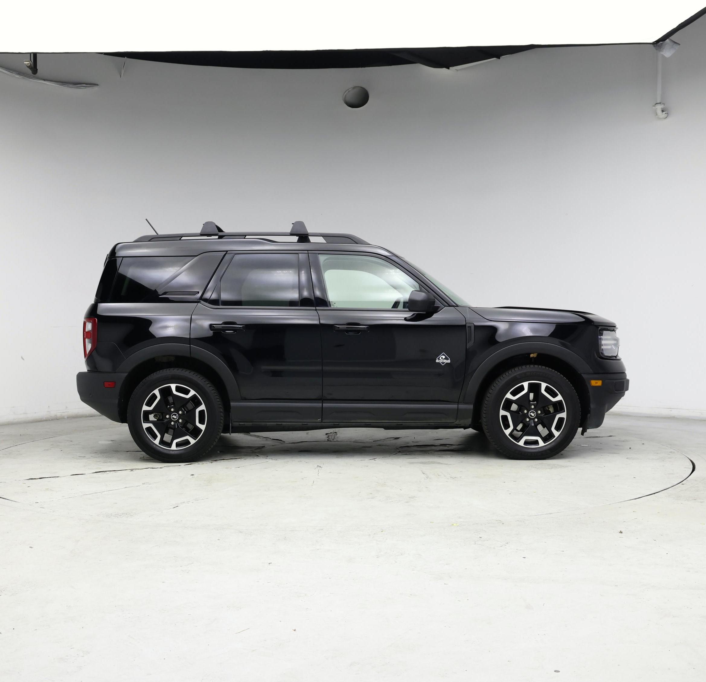 Thumbnail: 2021 Ford Bronco Sport - 7
