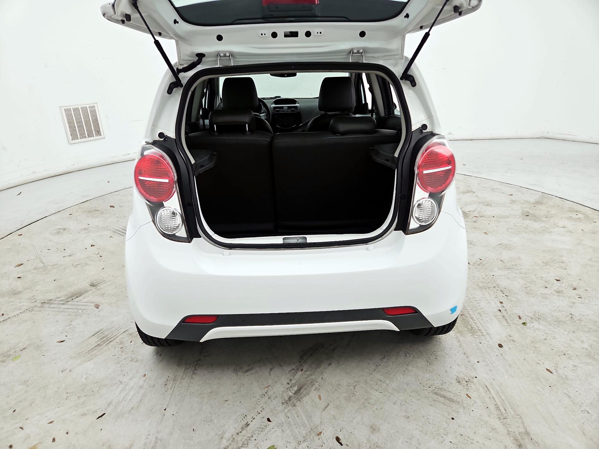 Thumbnail: 2015 Chevrolet Spark - 19