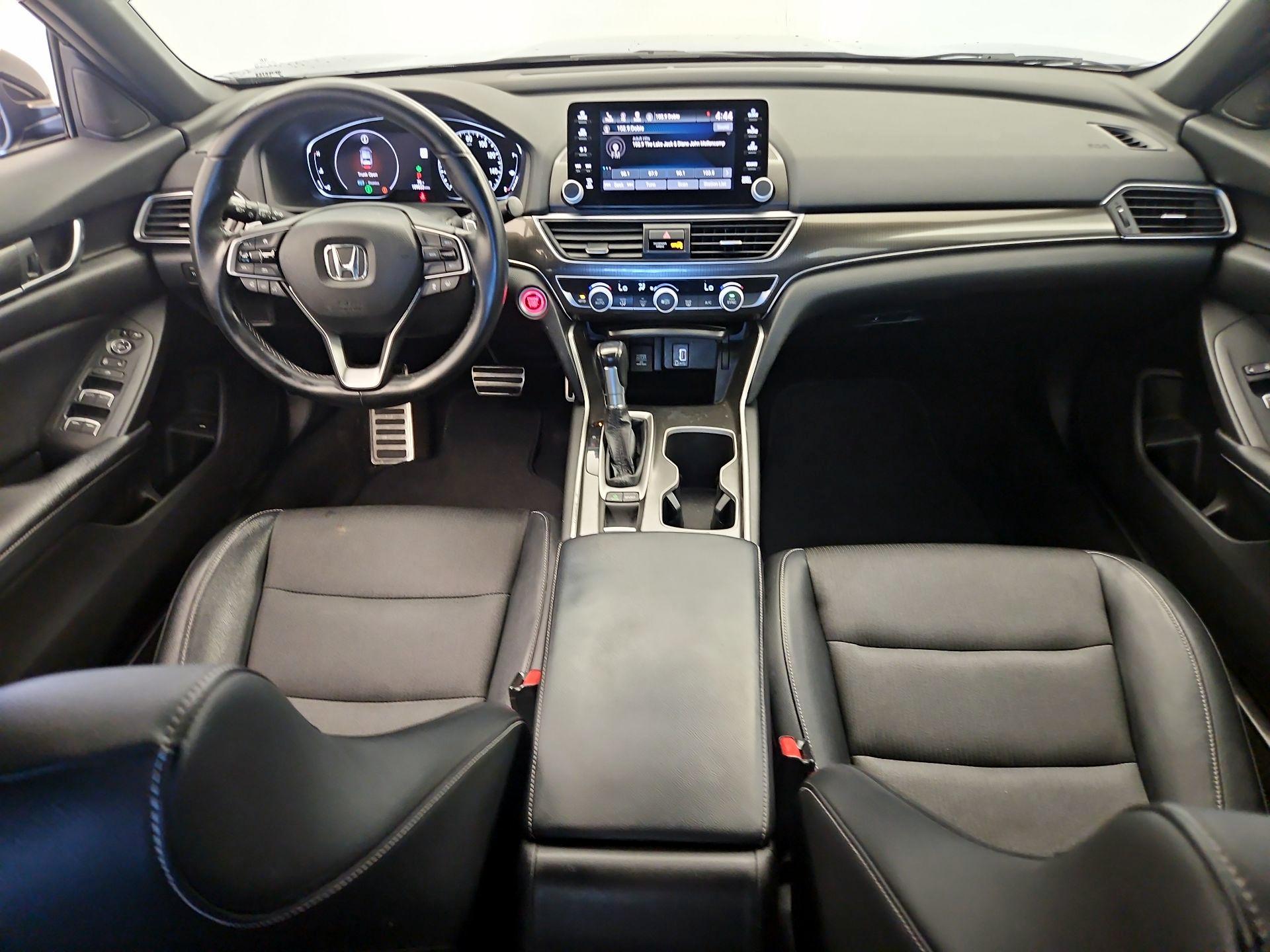 Thumbnail: 2018 Honda Accord - 9