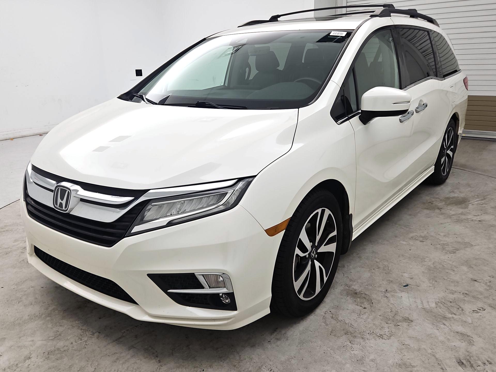 Thumbnail: 2018 Honda Odyssey - 3